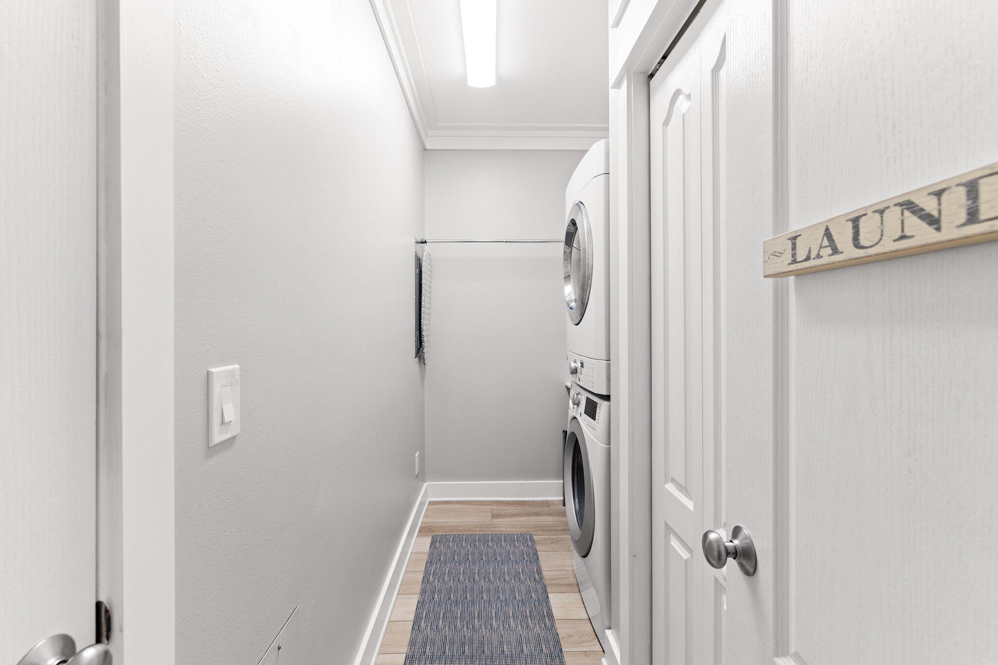 4545 E Co Highway 30A B402, UNIT B402