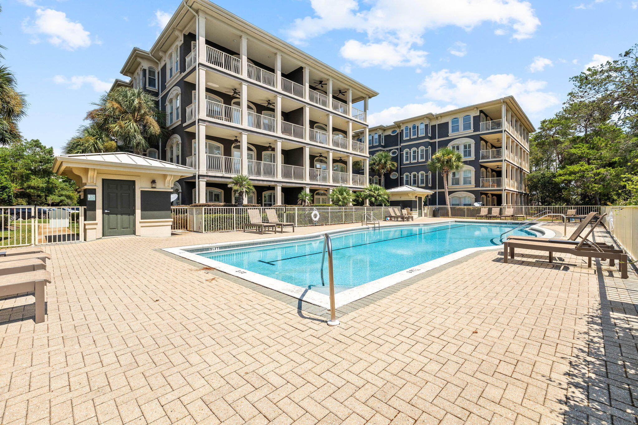 4545 E Co Highway 30A B402, UNIT B402