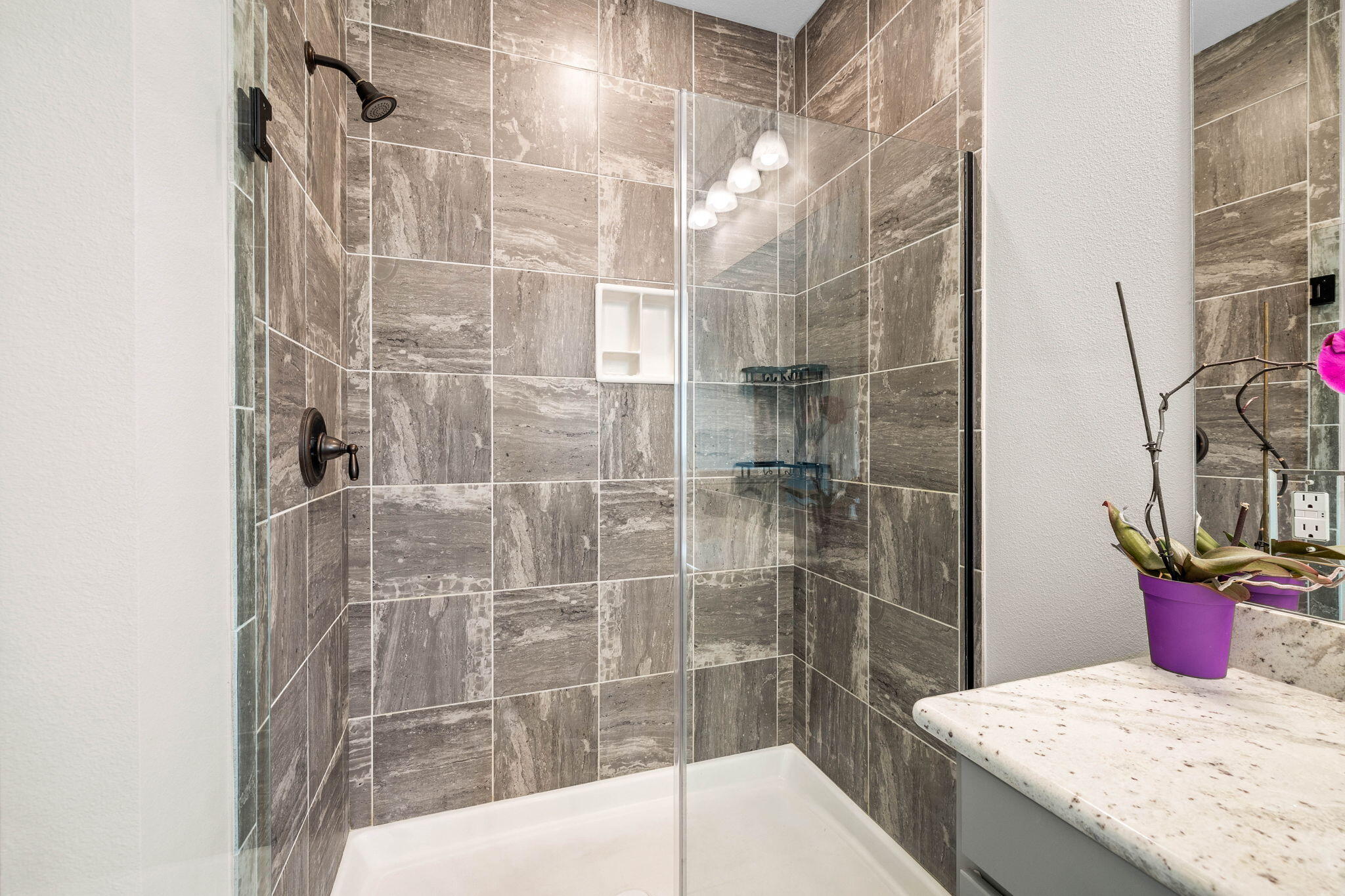 1297 Brushed Dune Circle