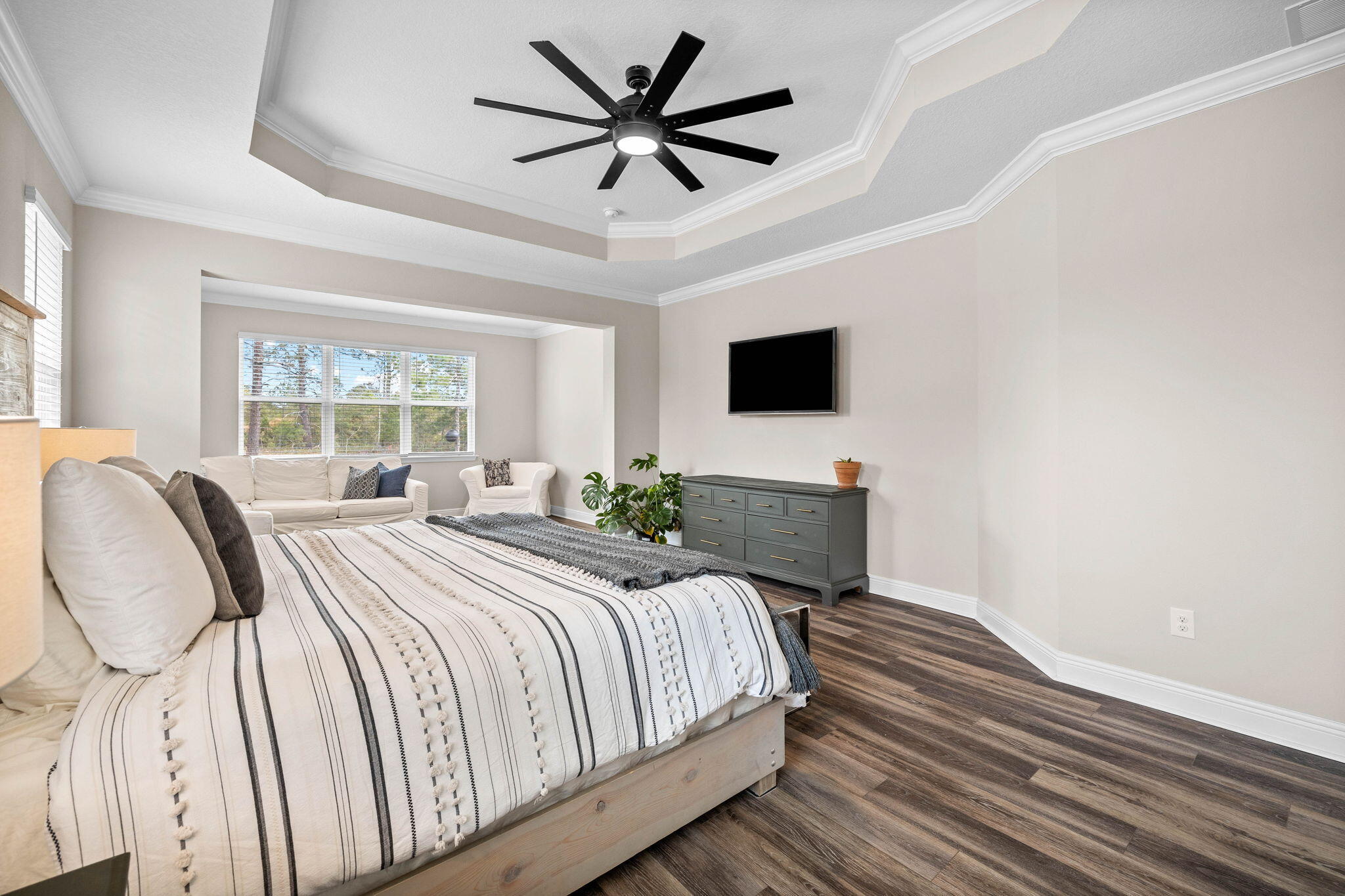 1297 Brushed Dune Circle