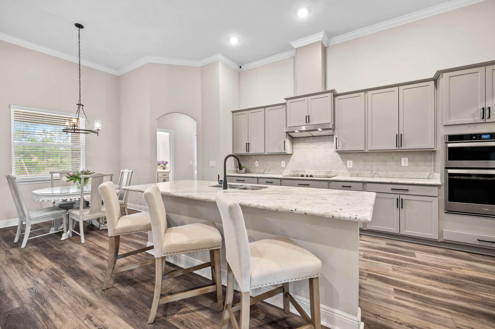 1297 Brushed Dune Circle