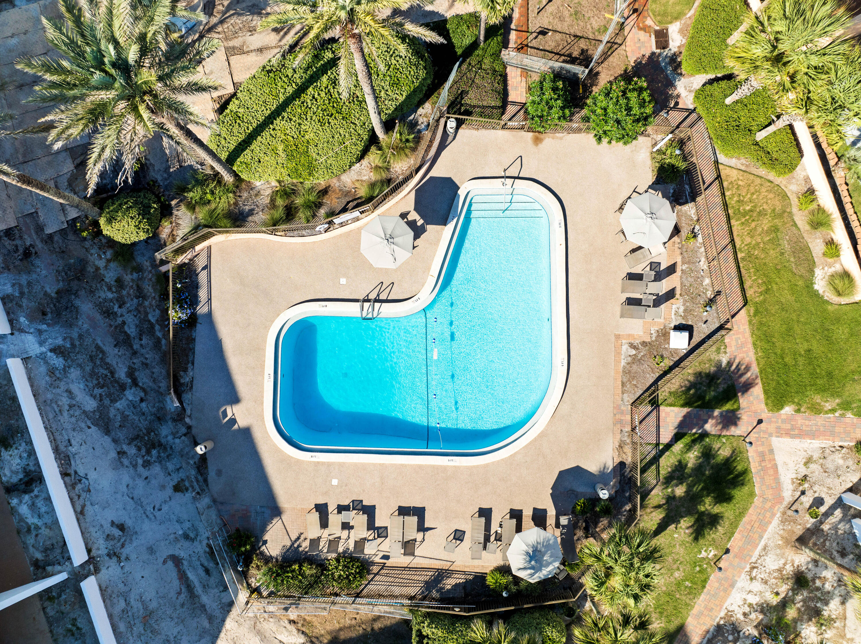 520 Gulf Shore Drive, UNIT 102