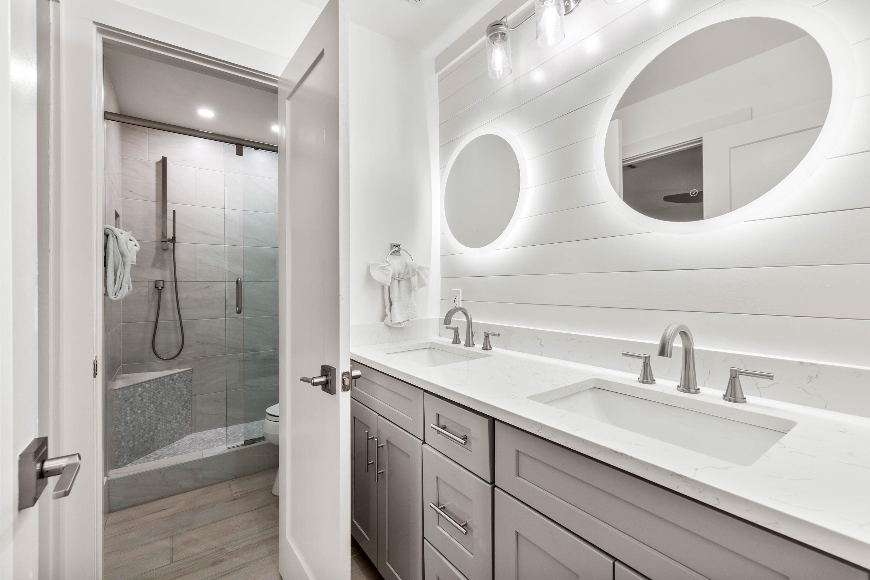 520 Gulf Shore Drive, UNIT 102