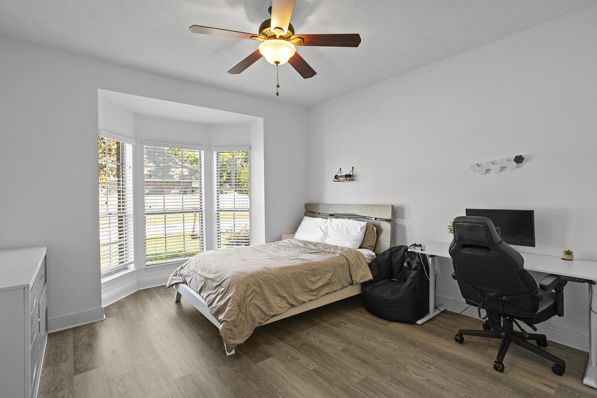 137 Old Ferry Road