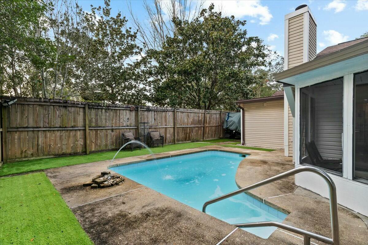 200 Sweetgum Court