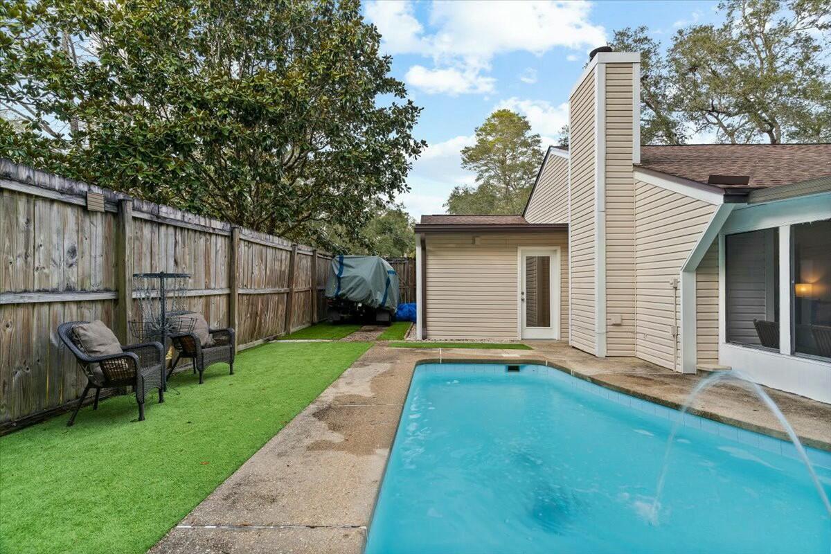200 Sweetgum Court
