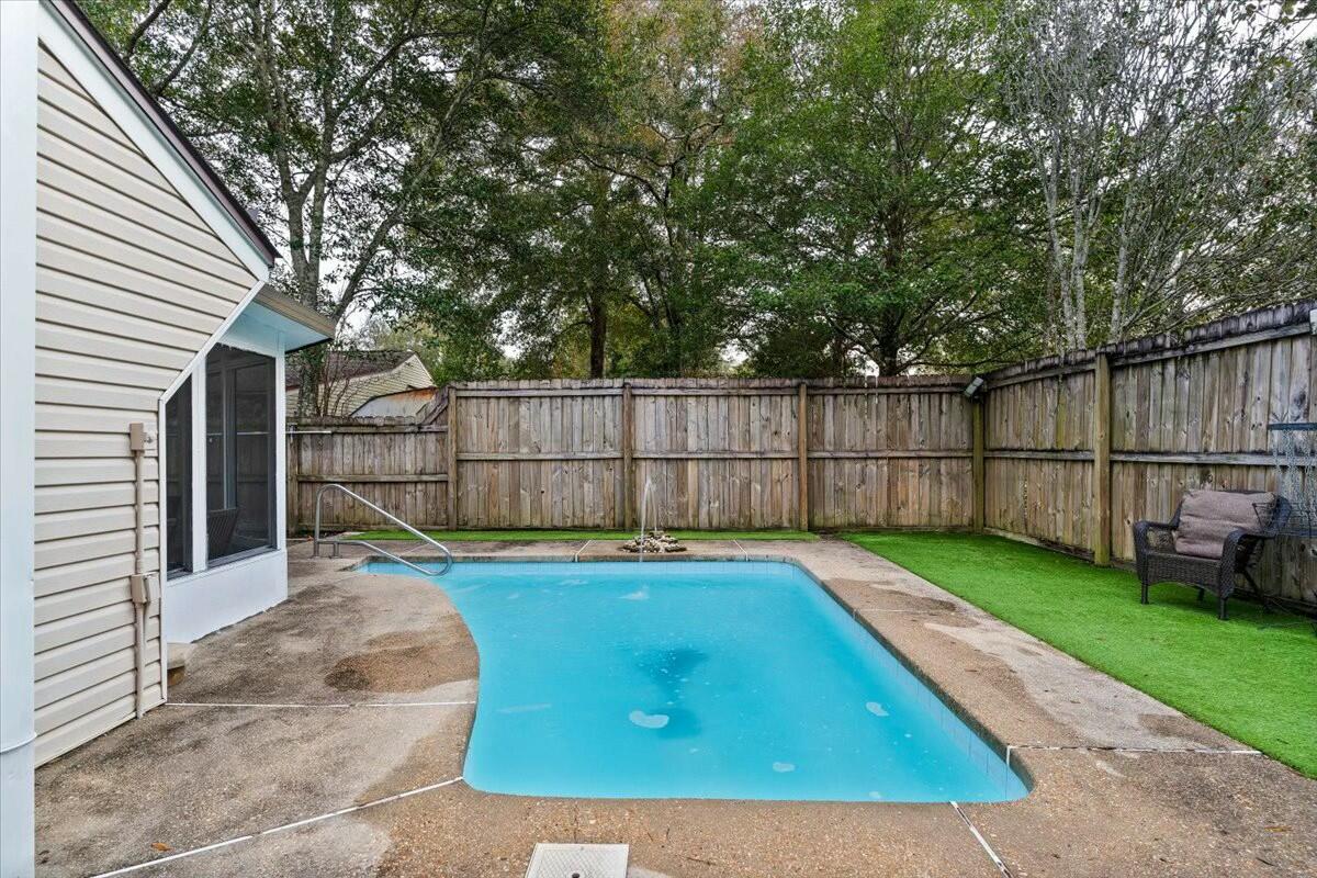 200 Sweetgum Court