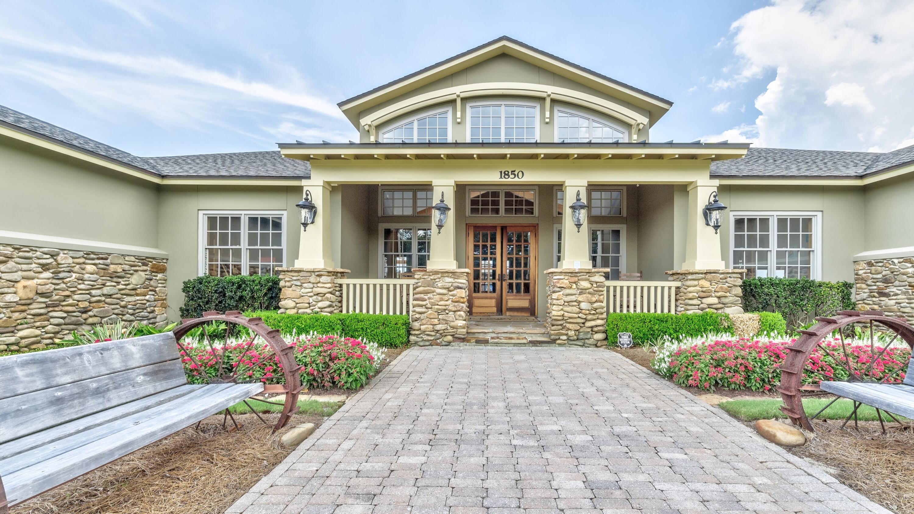 271 Mill Pond Cove