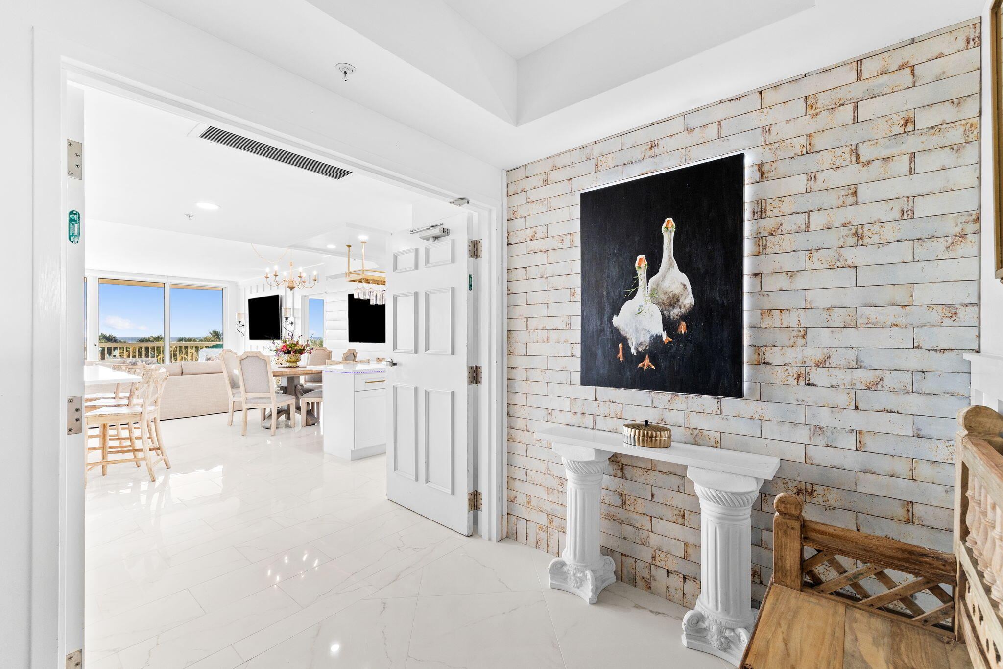 15200 Emerald Coast Parkway, UNIT 302