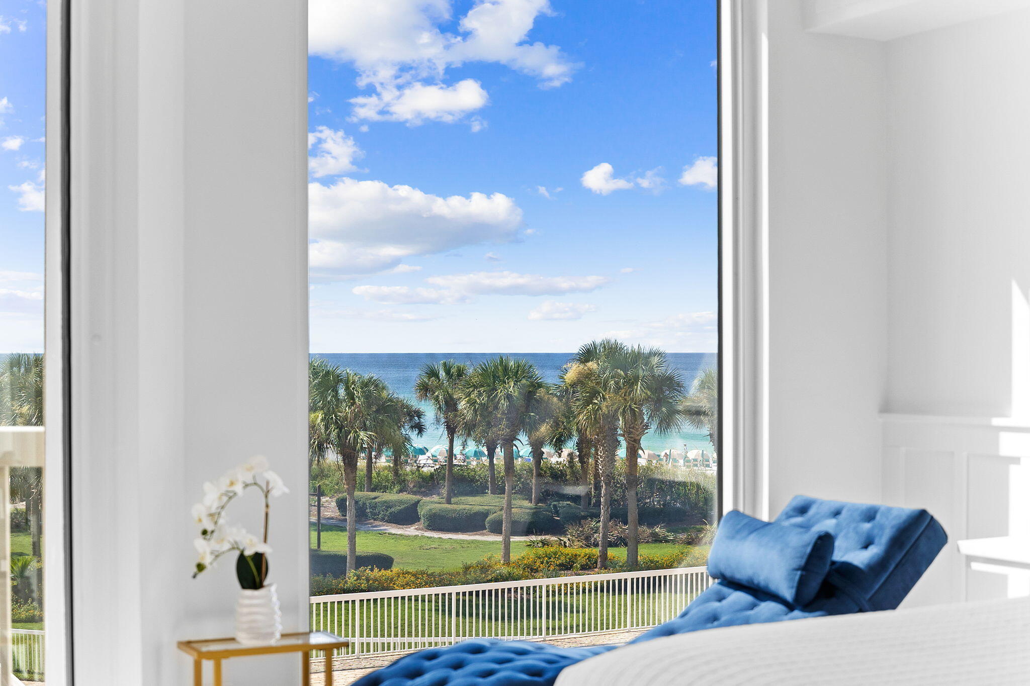 15200 Emerald Coast Parkway, UNIT 302
