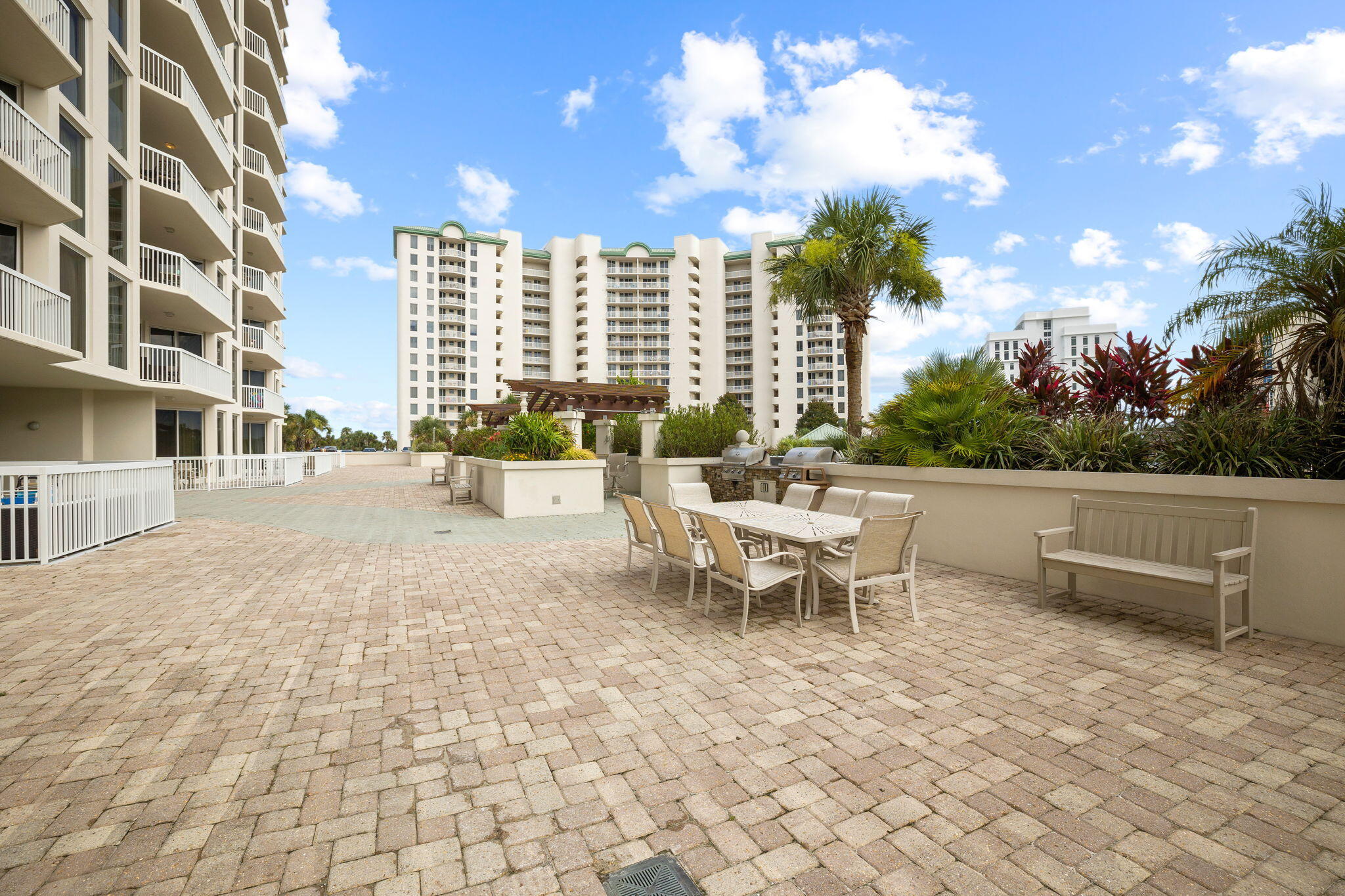 15200 Emerald Coast Parkway, UNIT 302