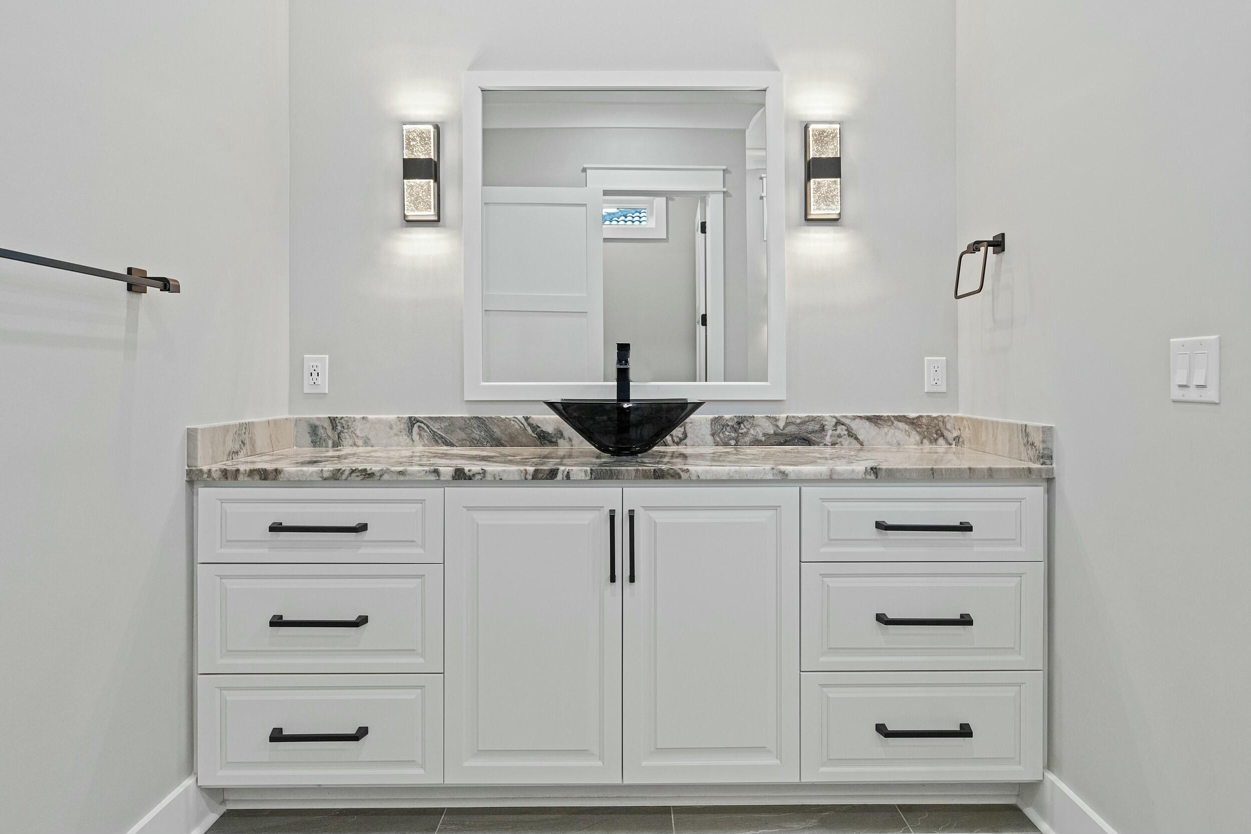 198 Emerald Ridge