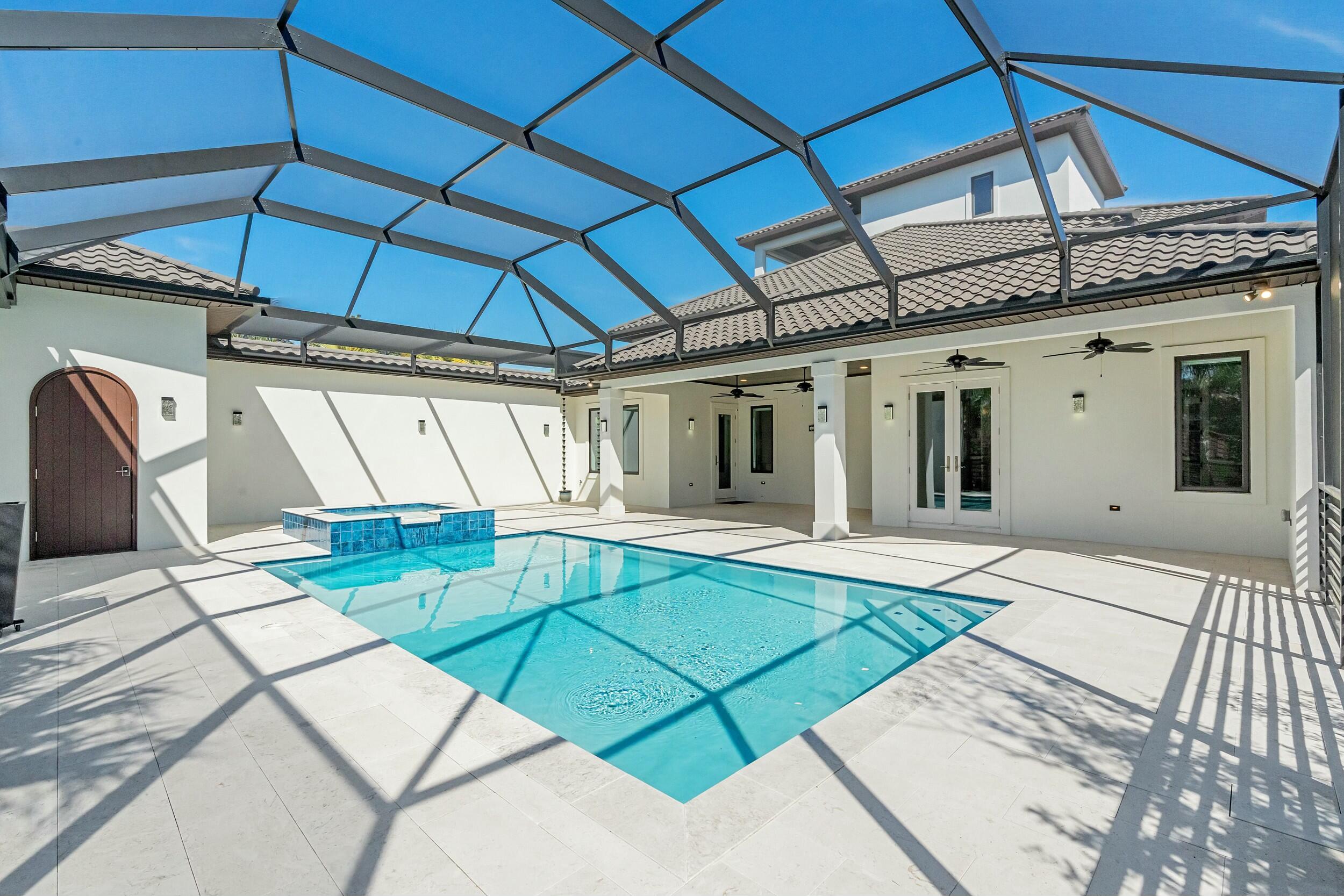 198 Emerald Ridge