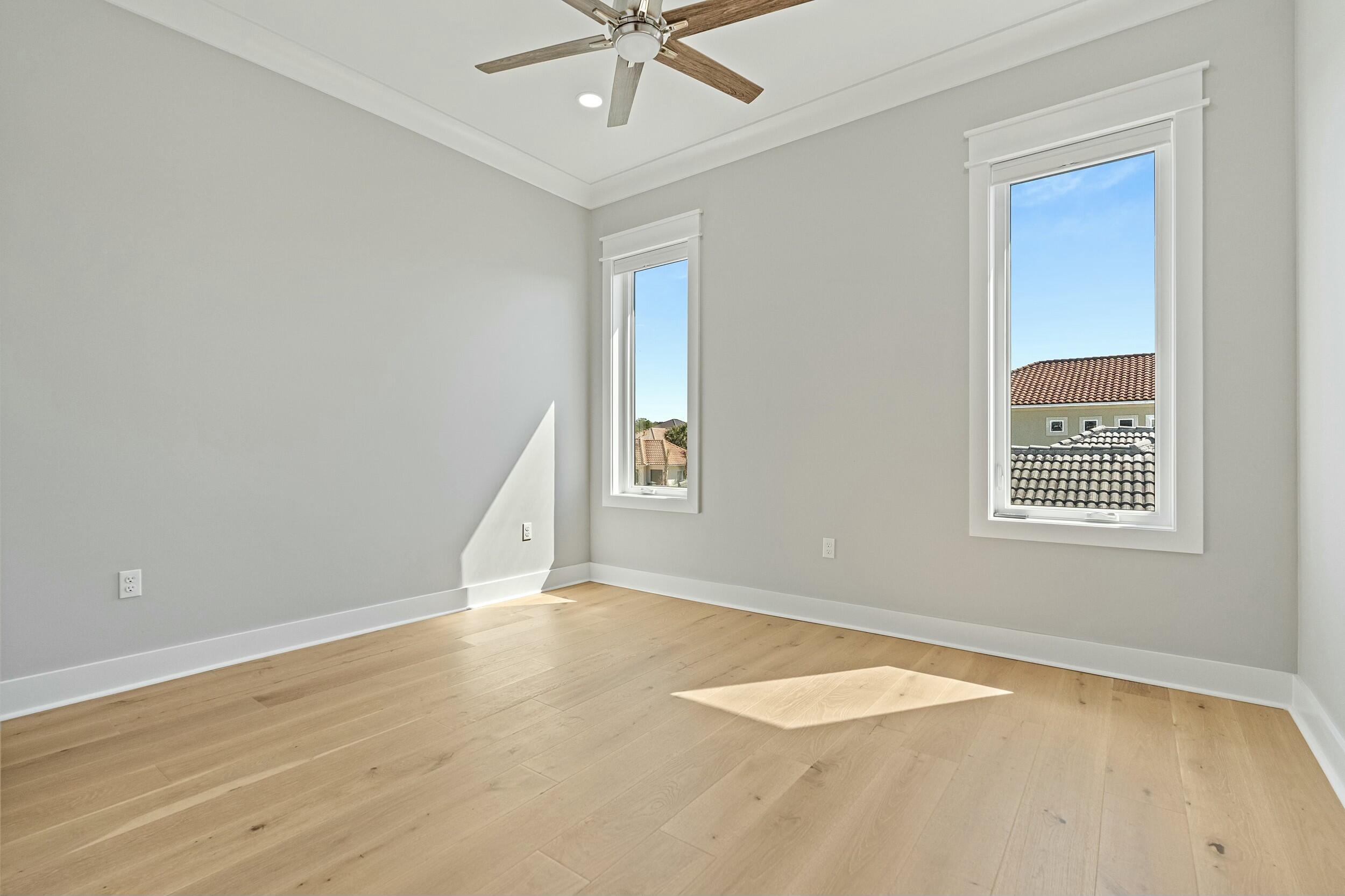 198 Emerald Ridge