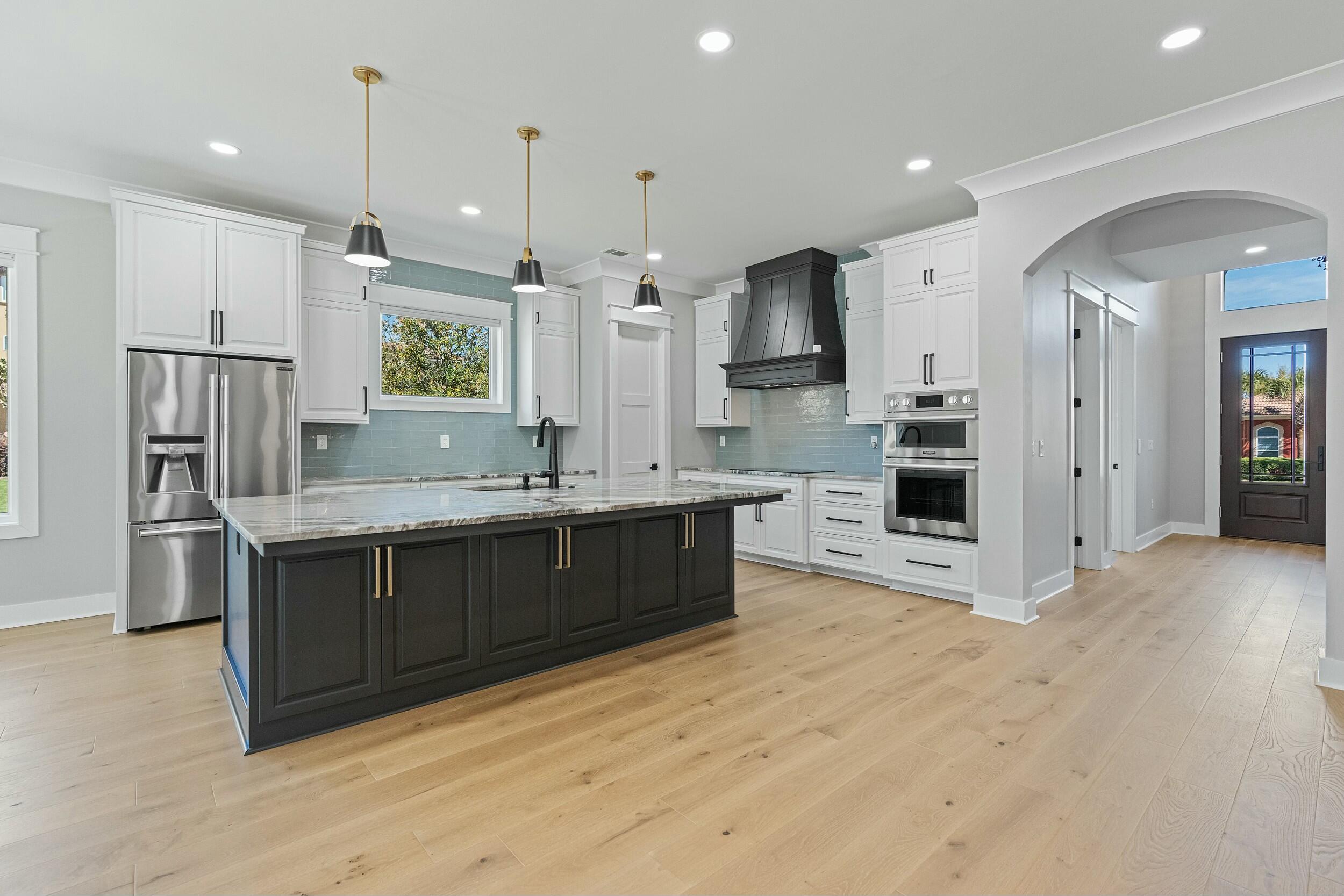 198 Emerald Ridge