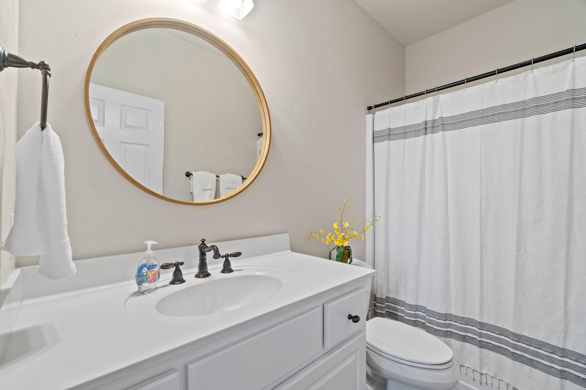 237 Hidden Lake Way