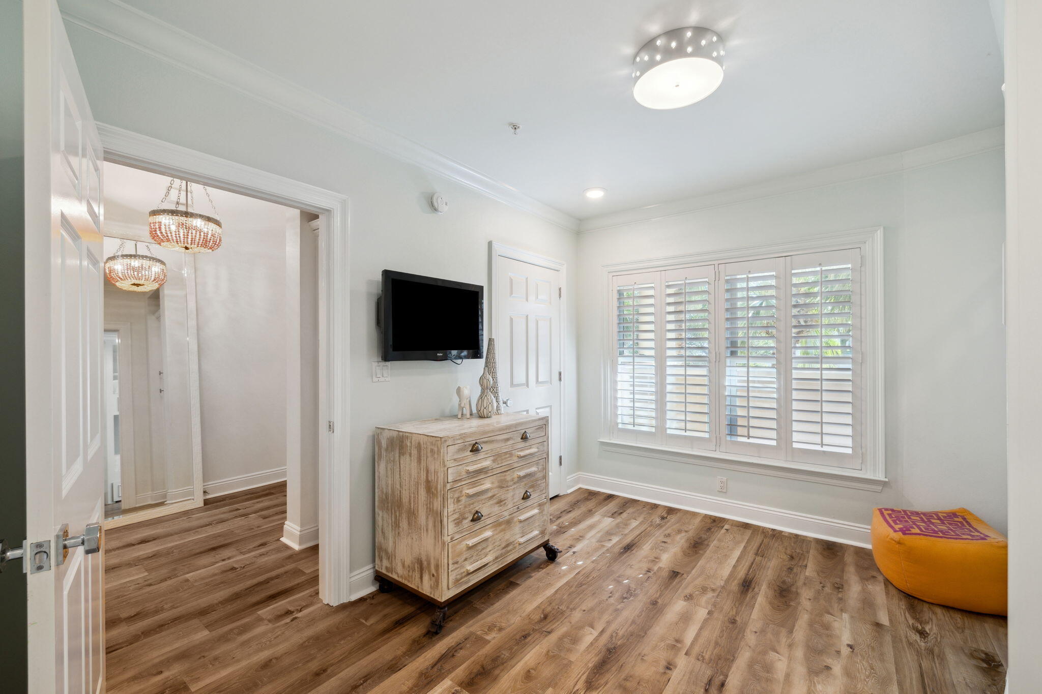 56 Blue Mountain Road, B105