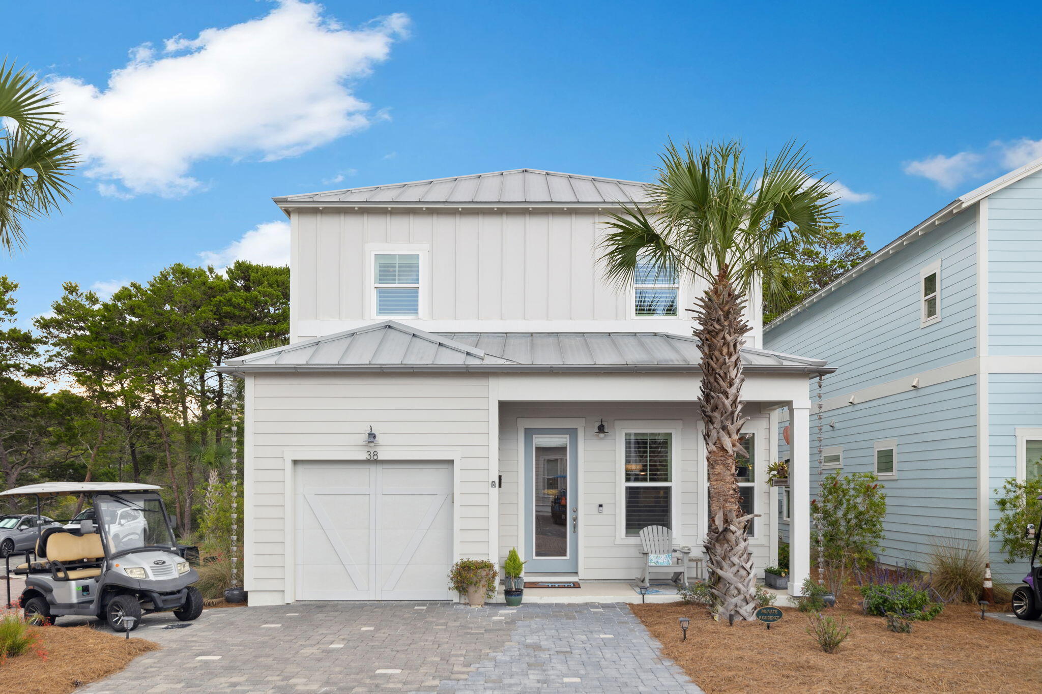 38 Constant Avenue
