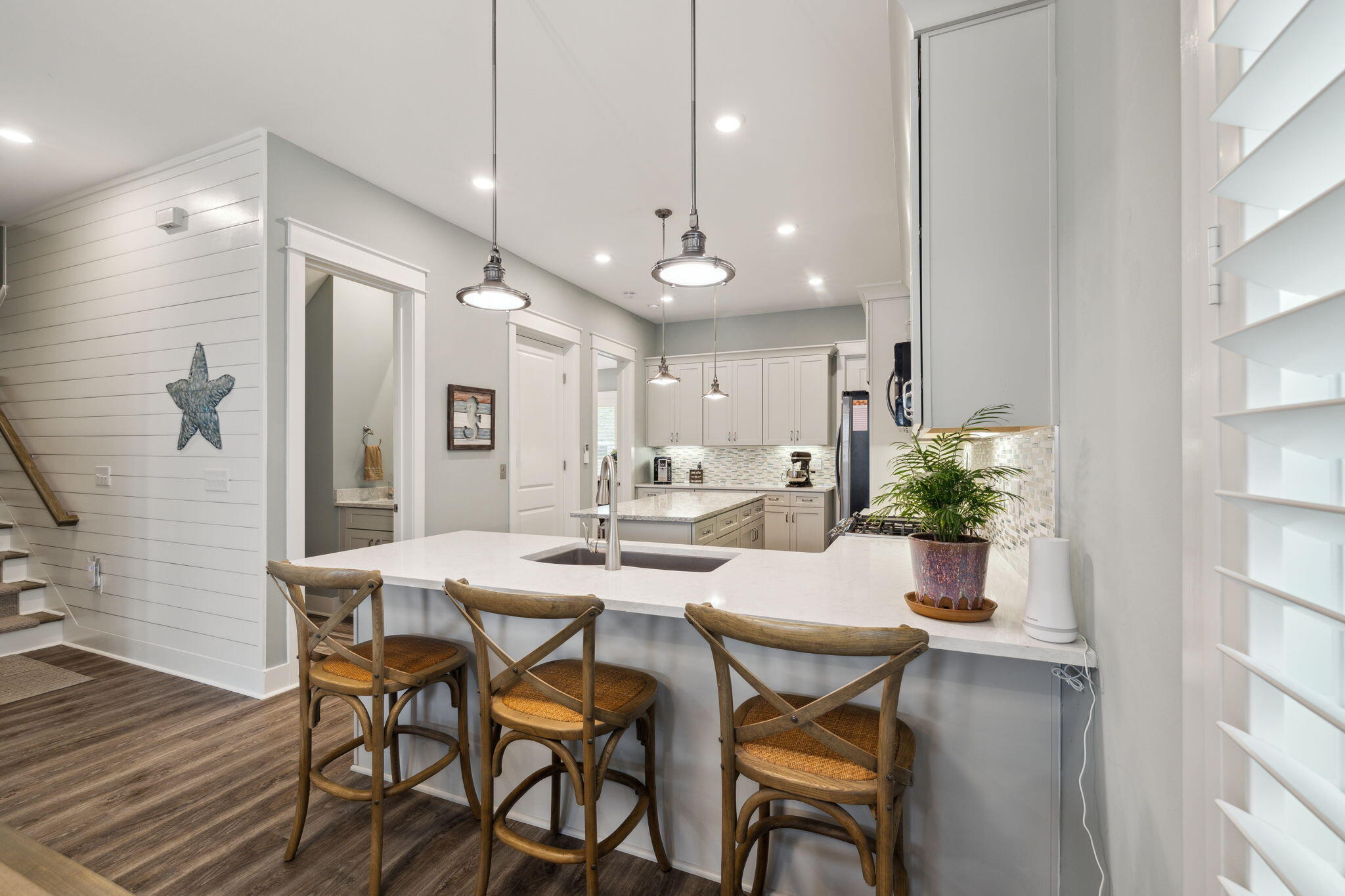 38 Constant Avenue