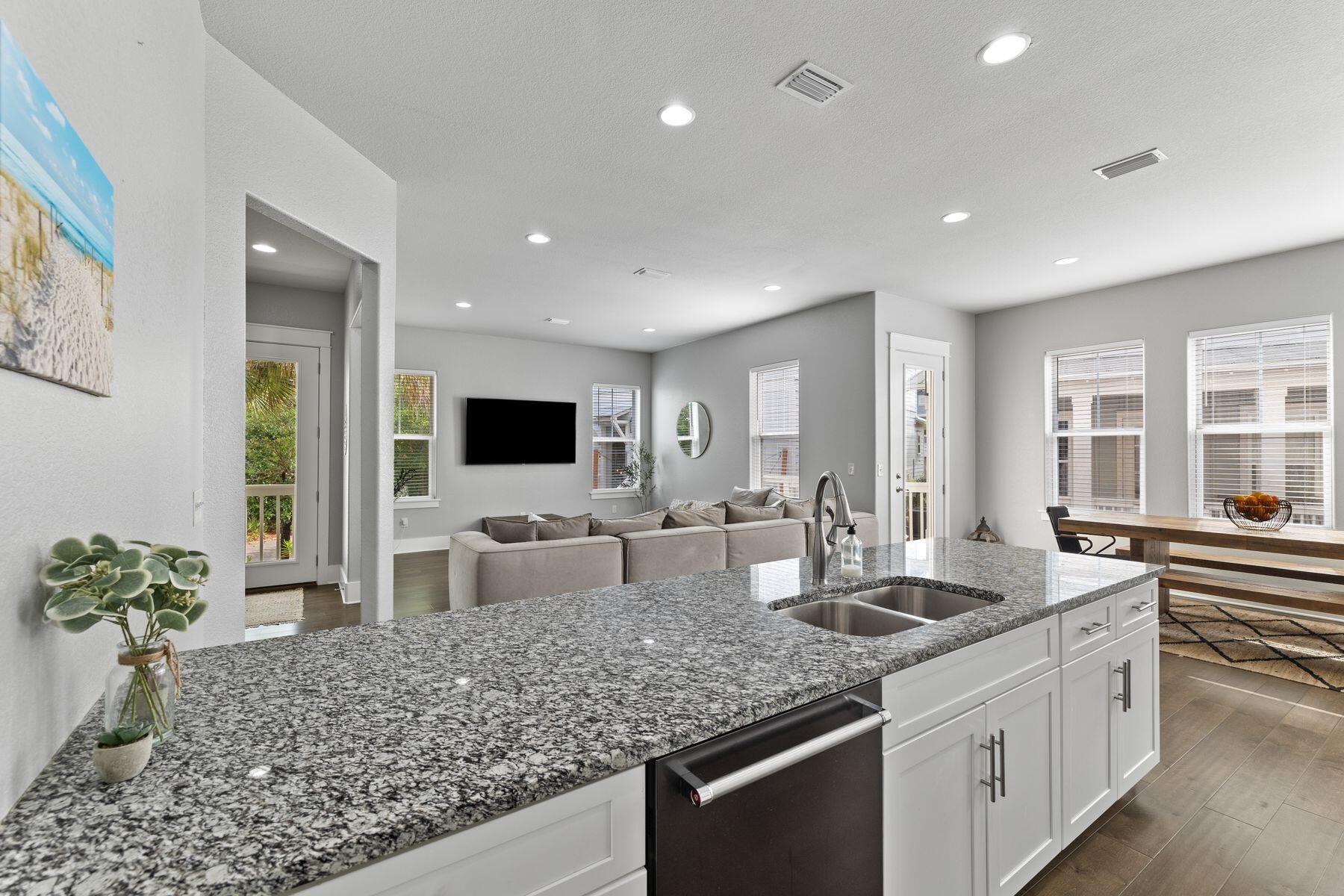 324 Gulfview Circle