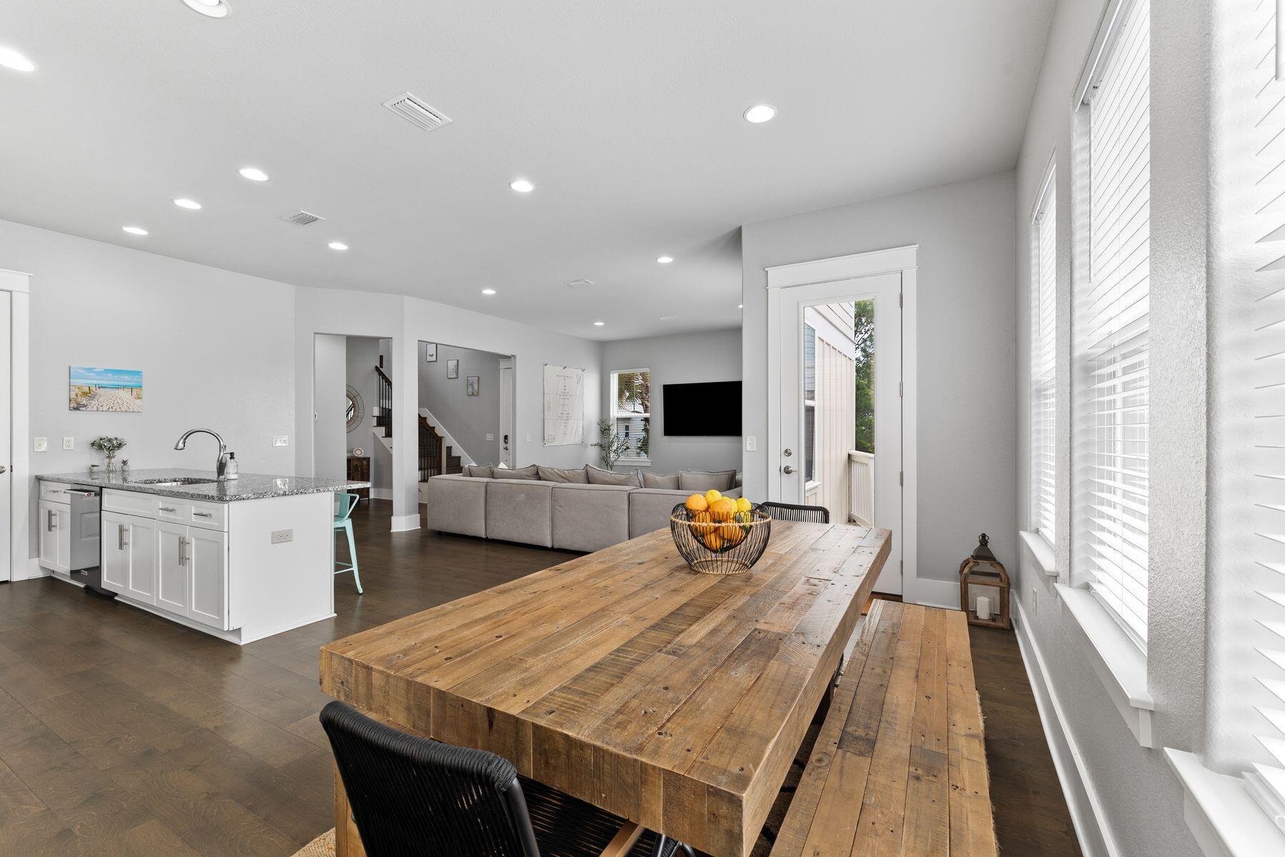 324 Gulfview Circle