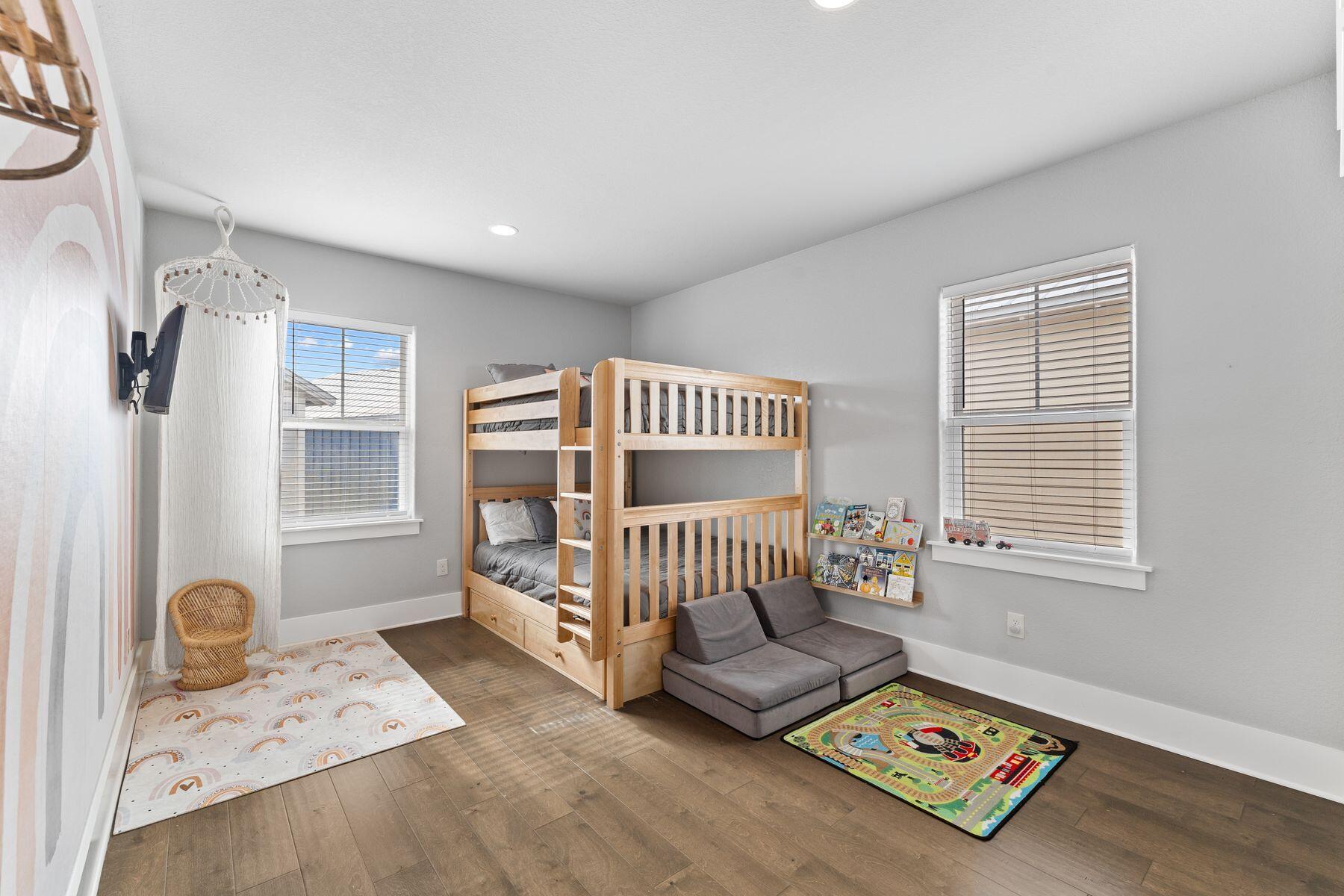 324 Gulfview Circle
