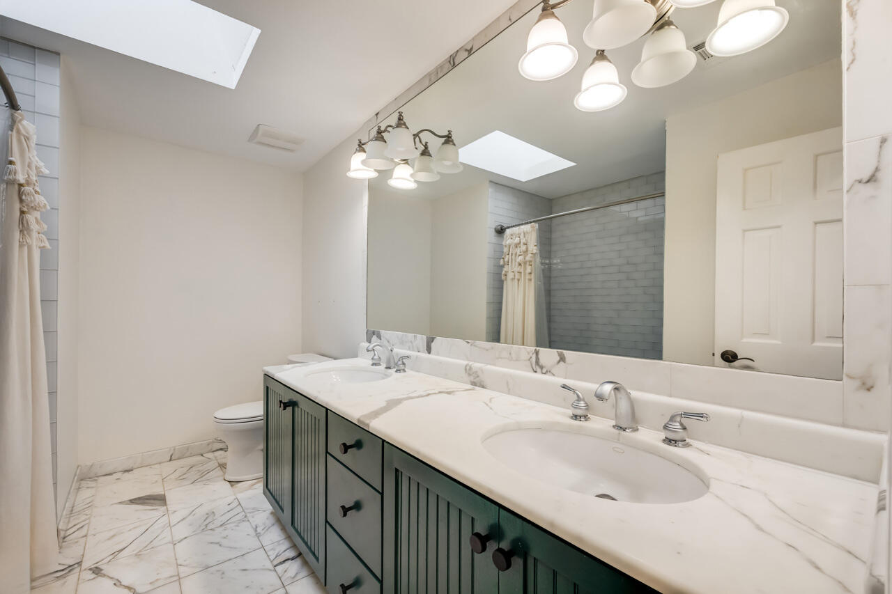 5 Cahaba Court