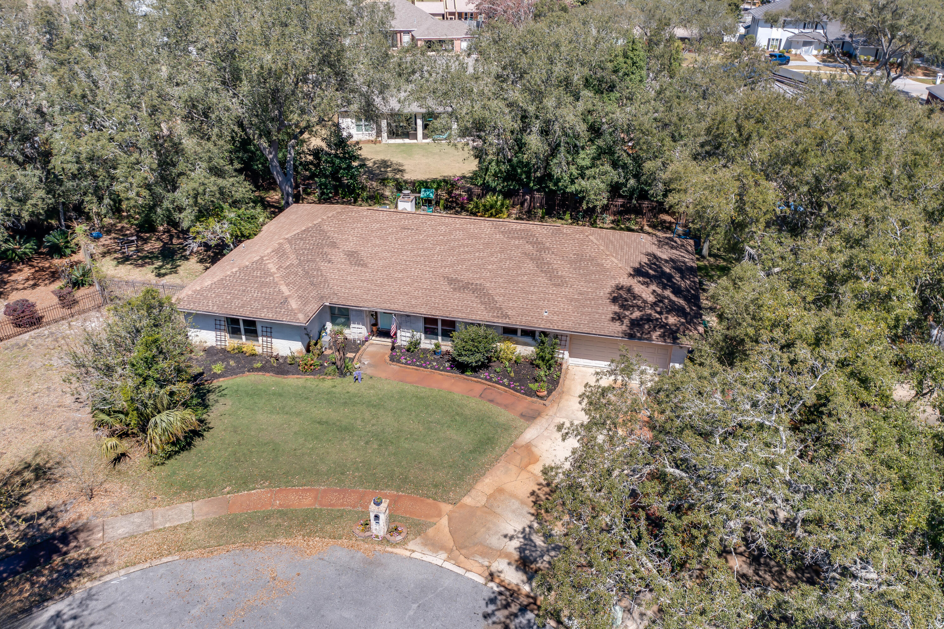 5 Cahaba Court