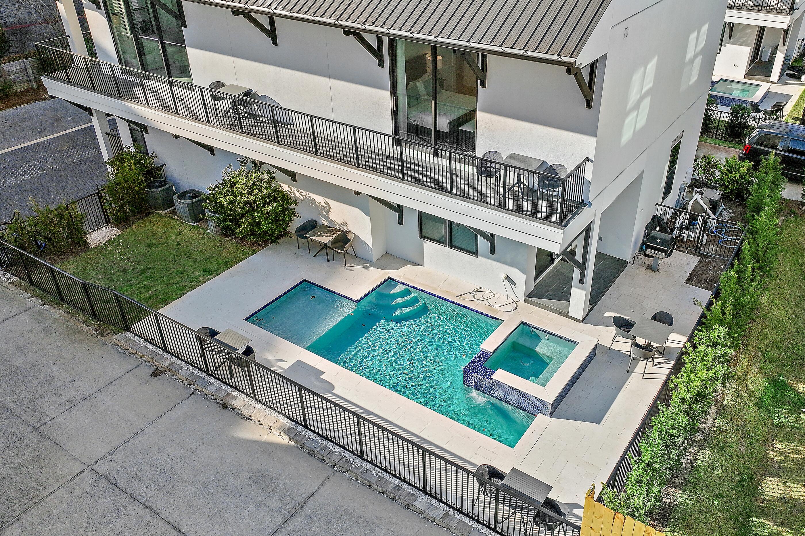 211 & 217 Snowdrift Road