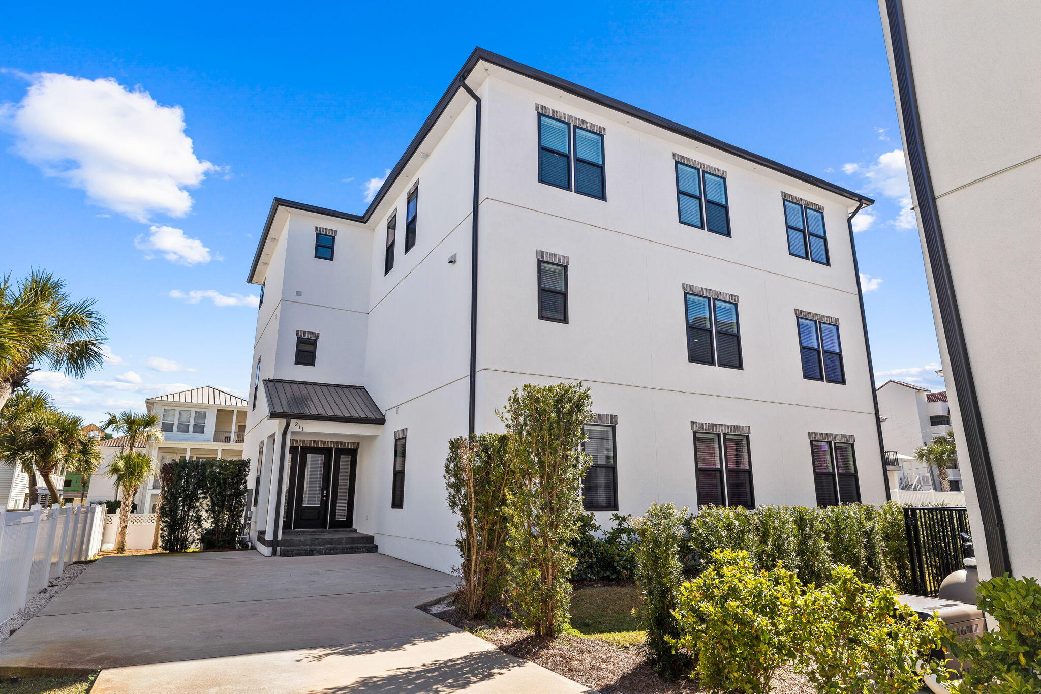 211 & 217 Snowdrift Road