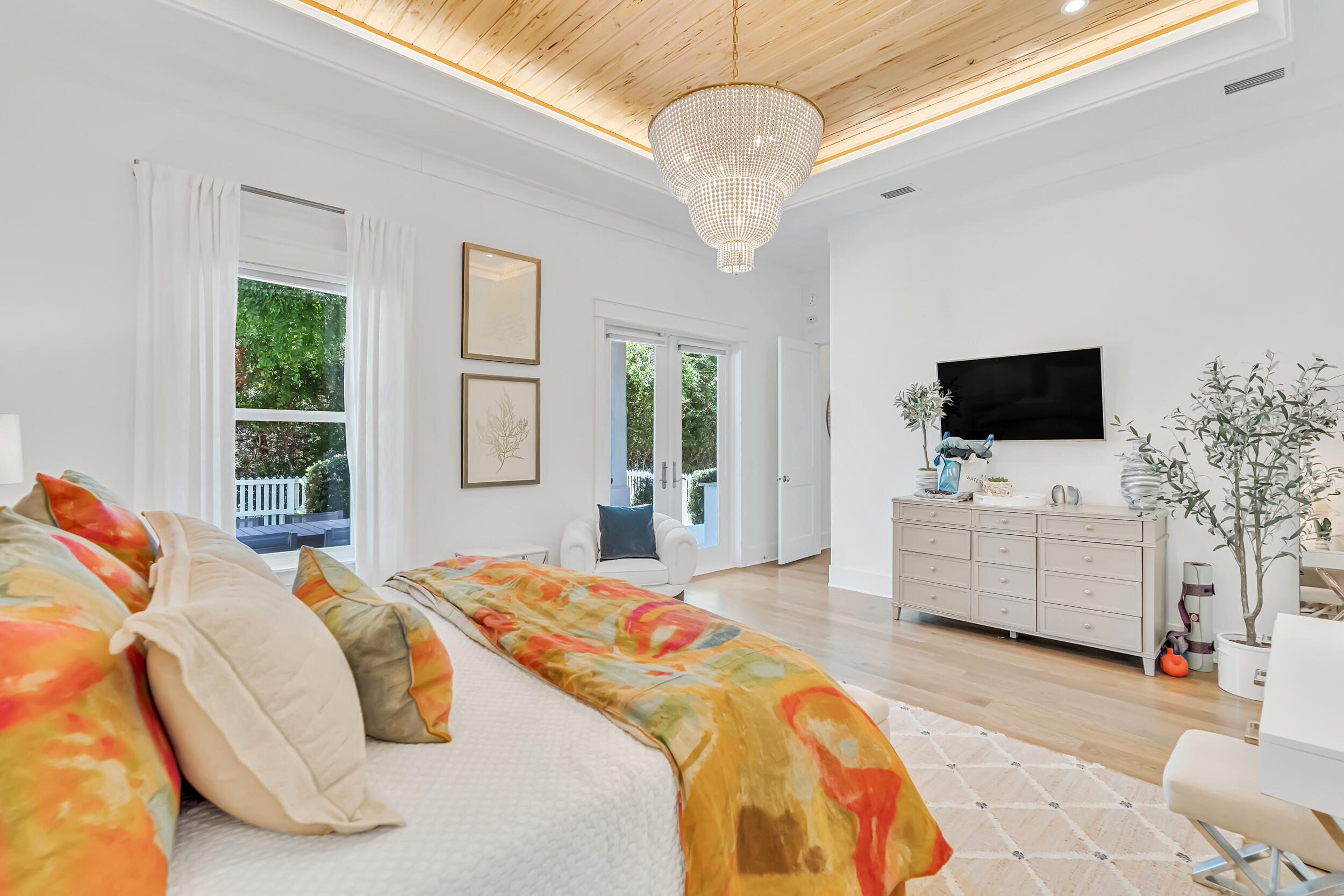 84 Pine Crest Circle