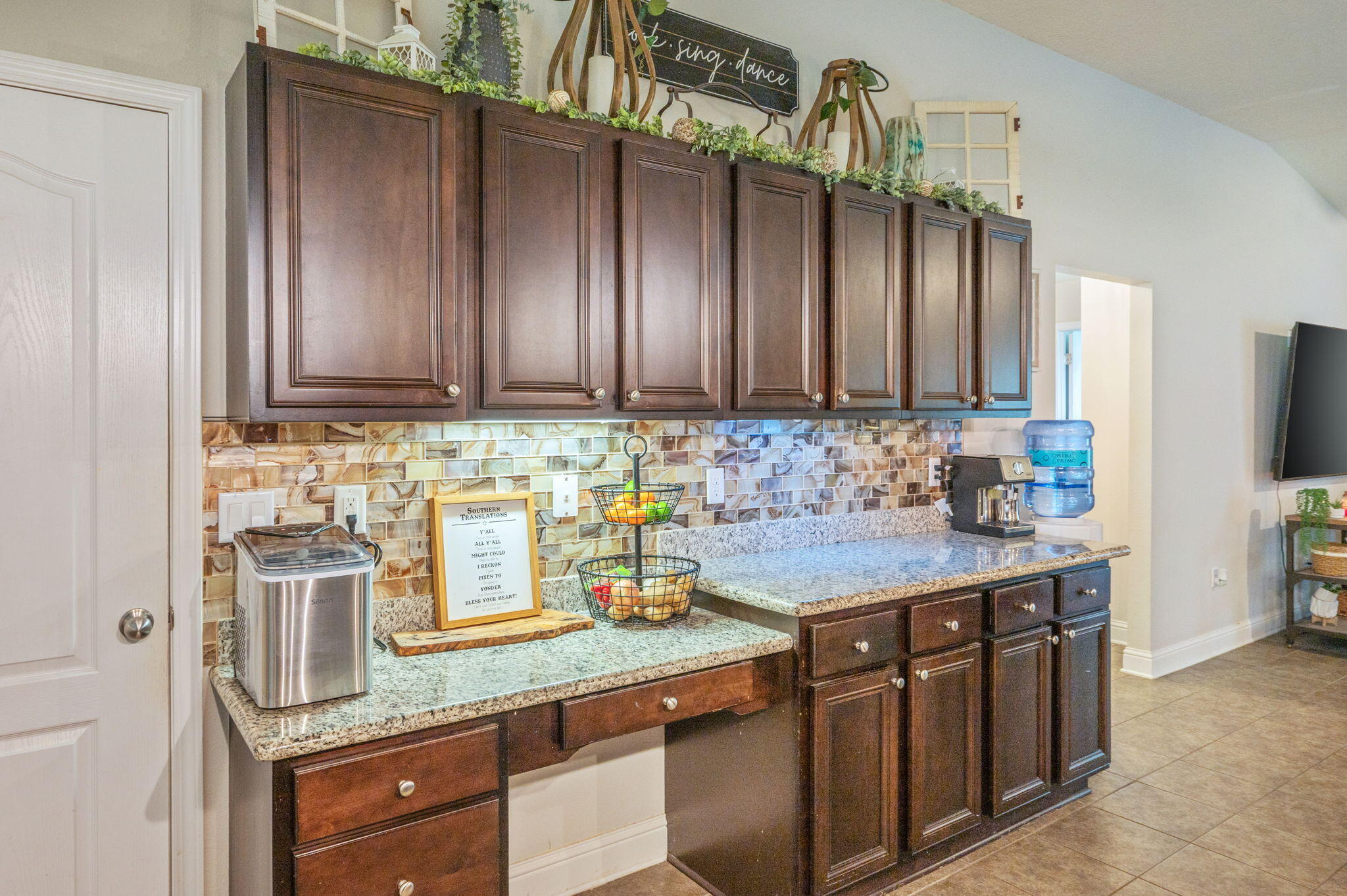6277 Equine Drive