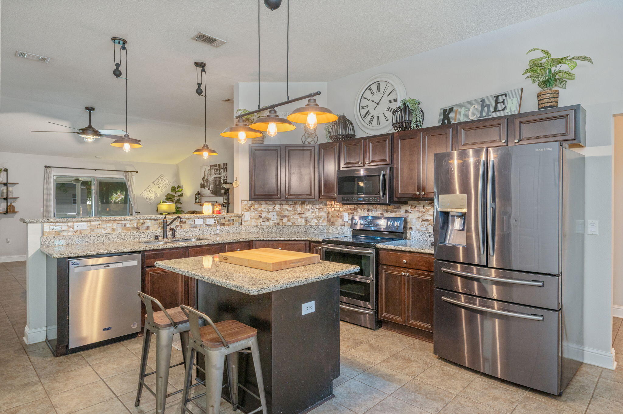 6277 Equine Drive
