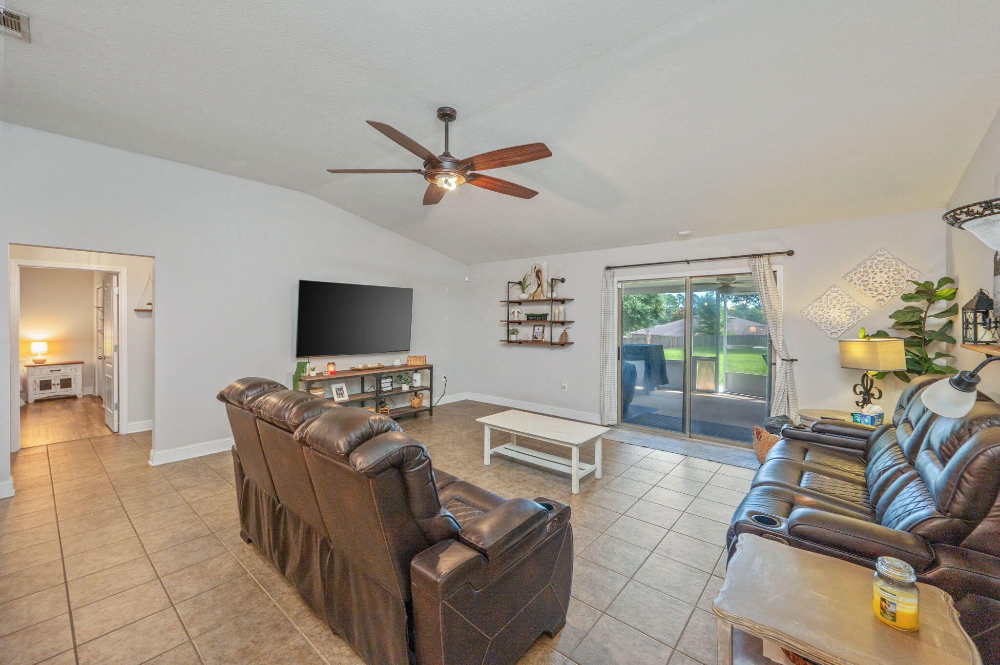 6277 Equine Drive