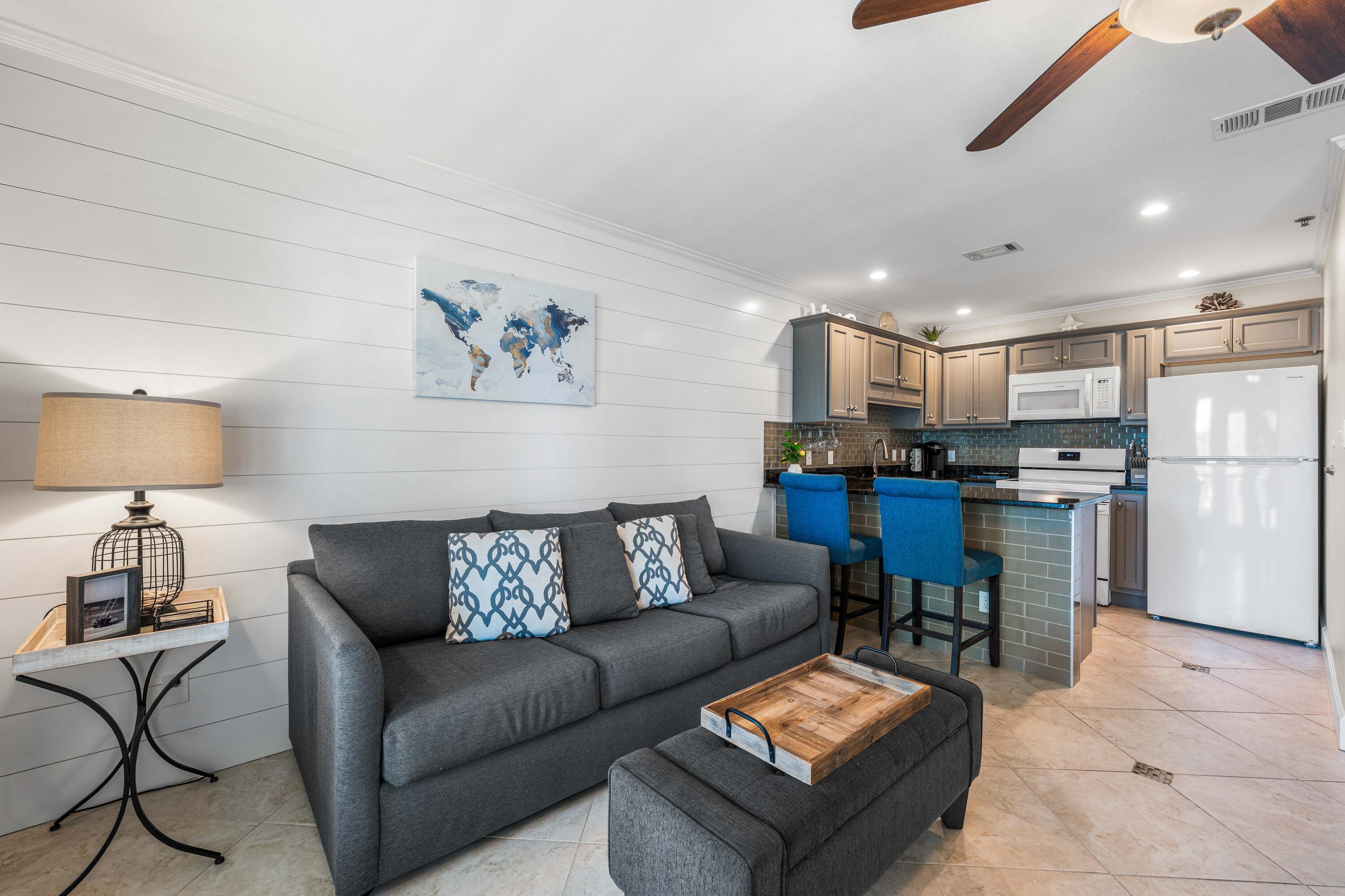 3191 Scenic Highway 98, Unit 214