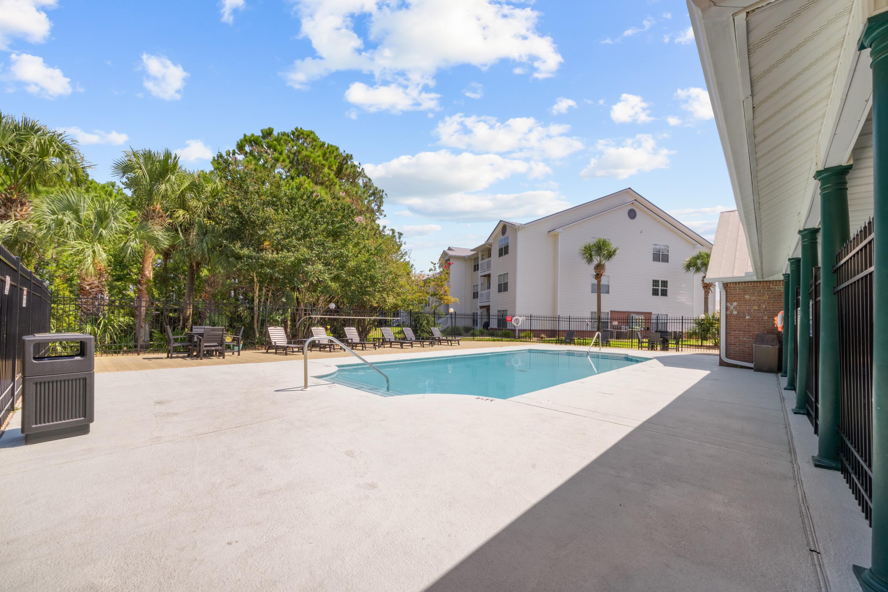 4009 Dancing Cloud Court 25