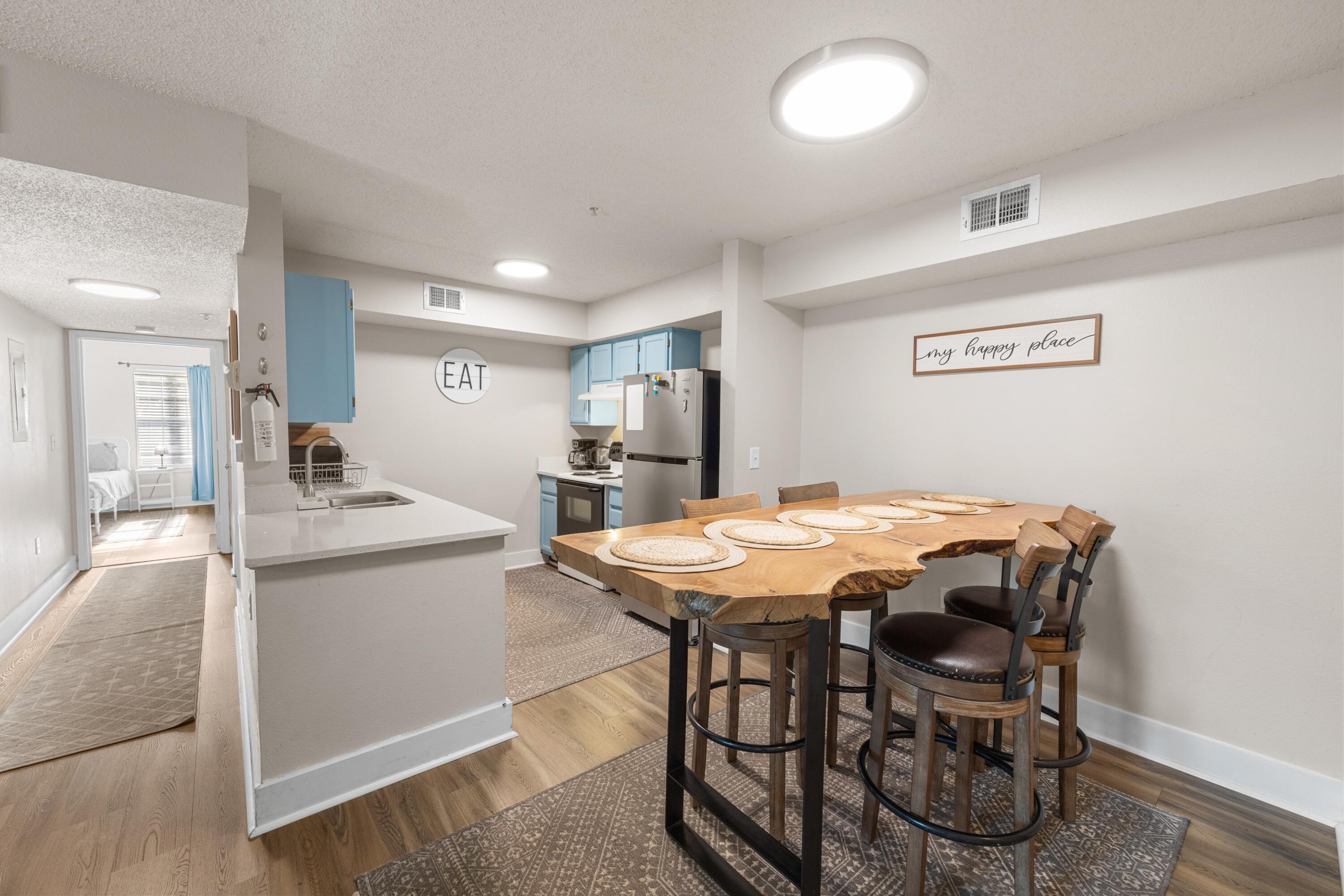 4009 Dancing Cloud Court 25