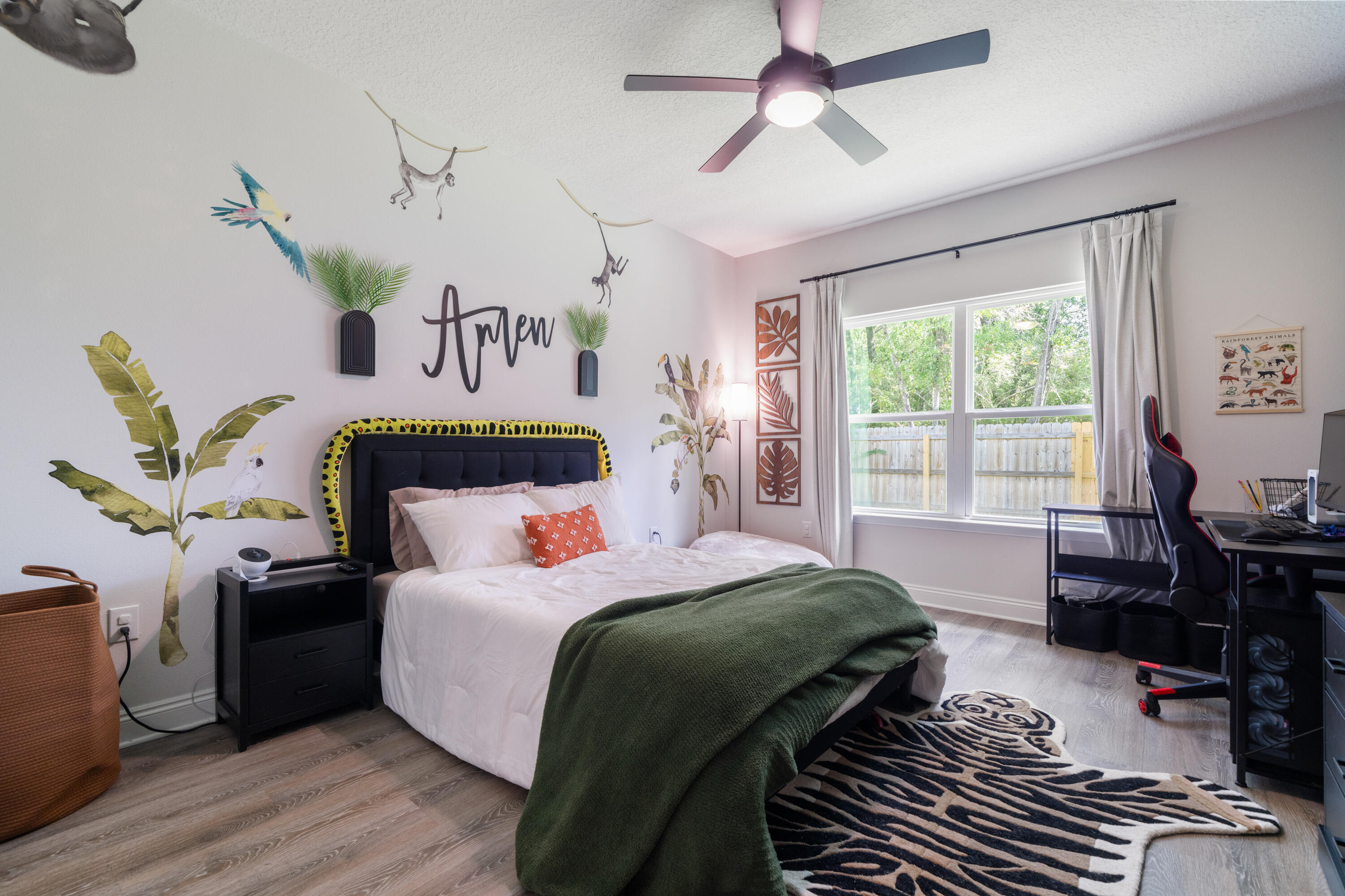 30 Hammock Oaks Boulevard