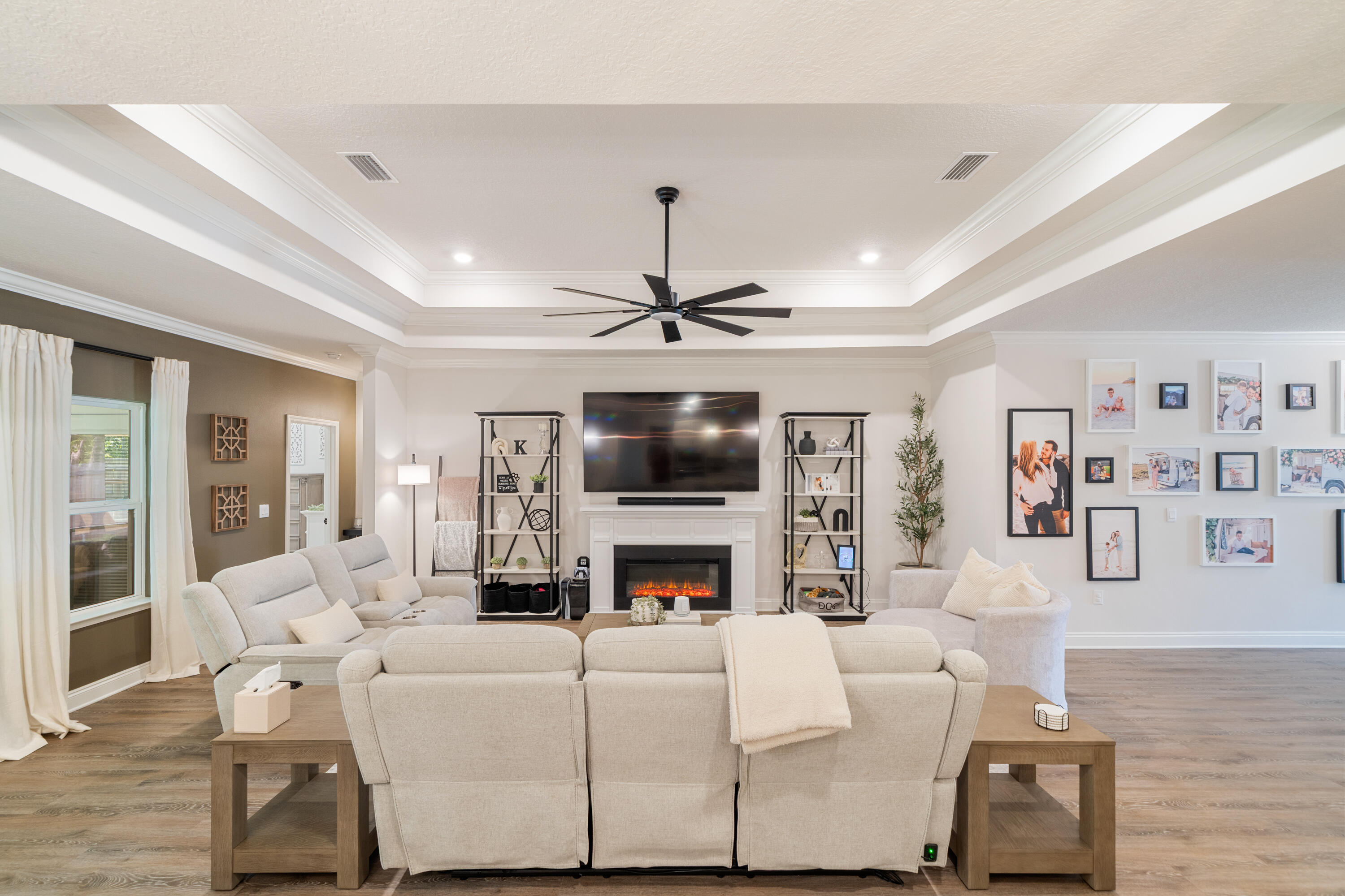 30 Hammock Oaks Boulevard