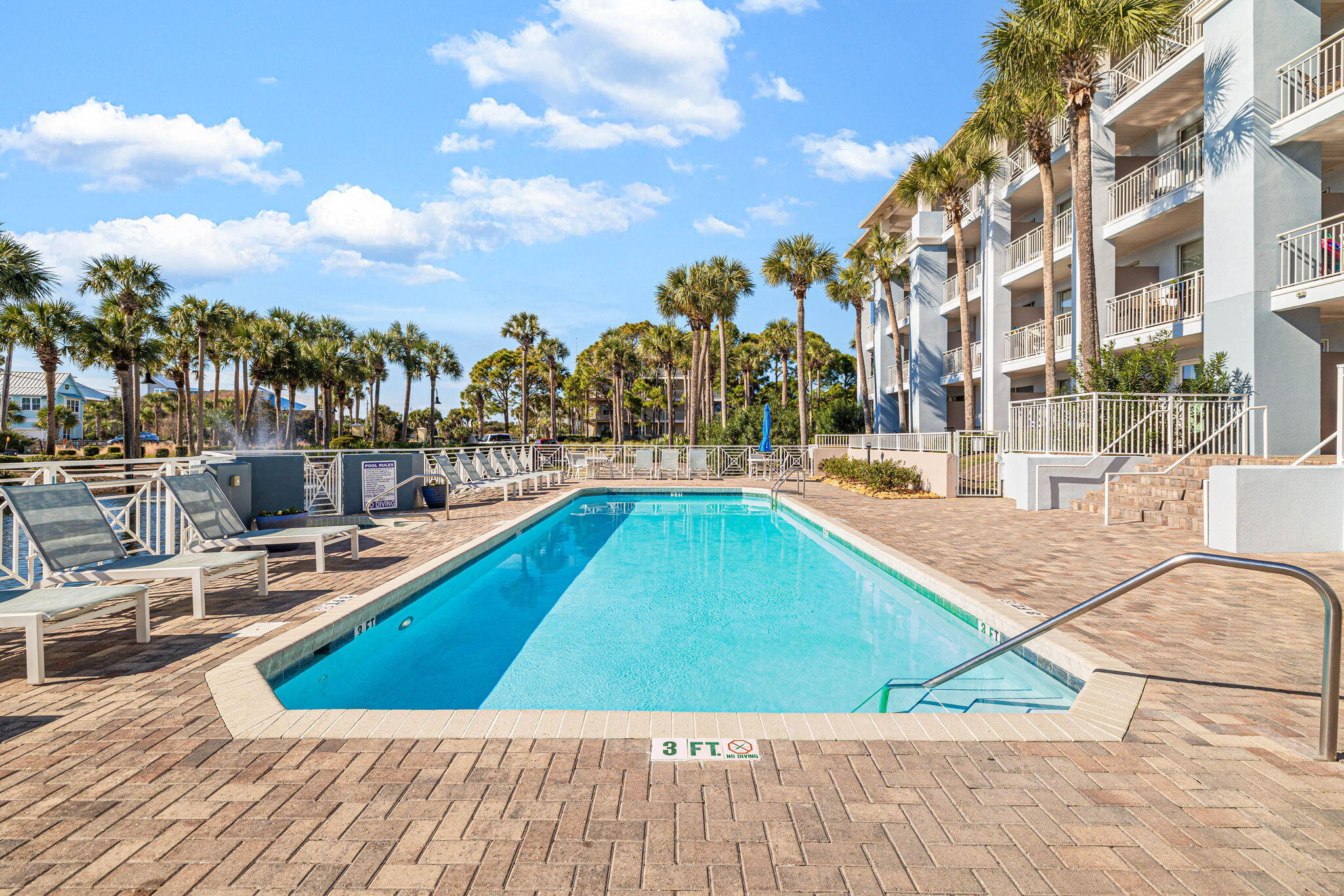 19 Town Center Loop, Unit 2B