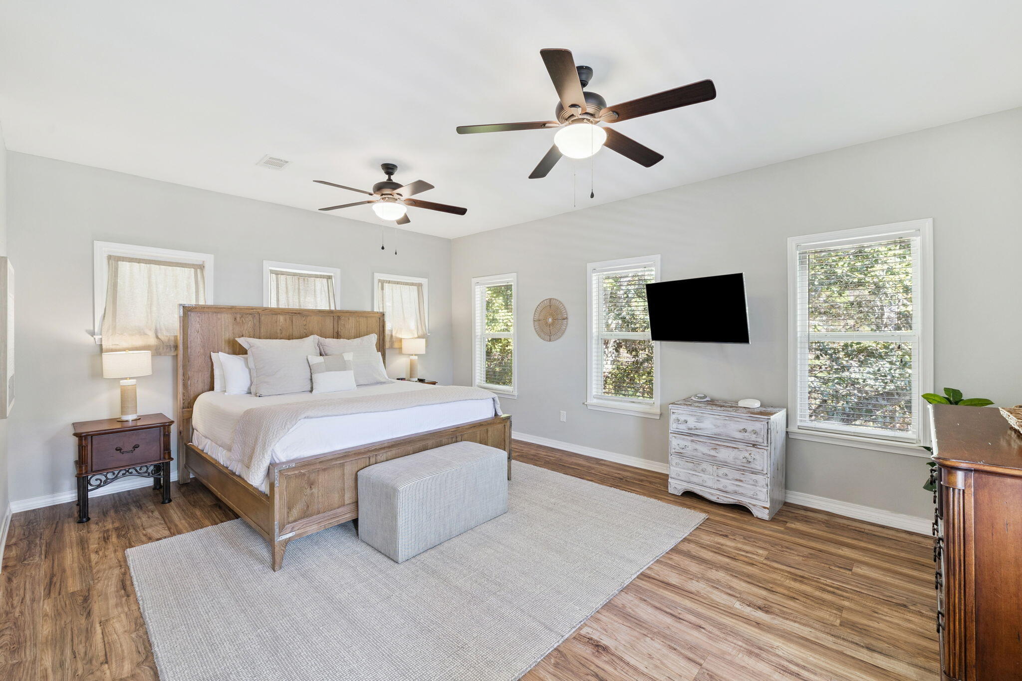 328 Hidden Lake Way