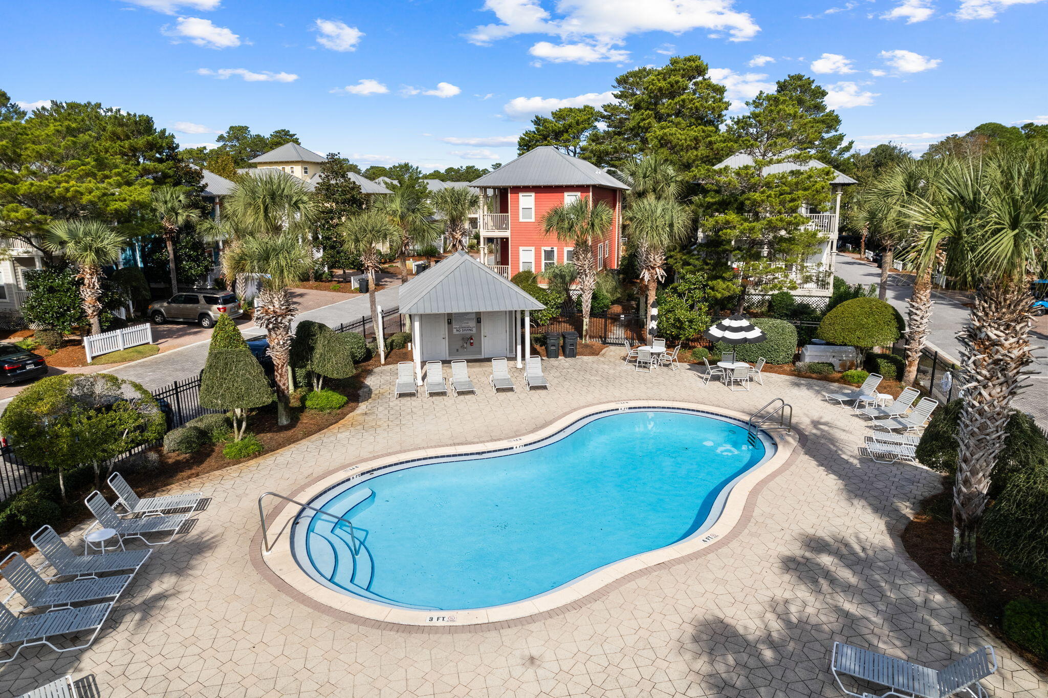 328 Hidden Lake Way
