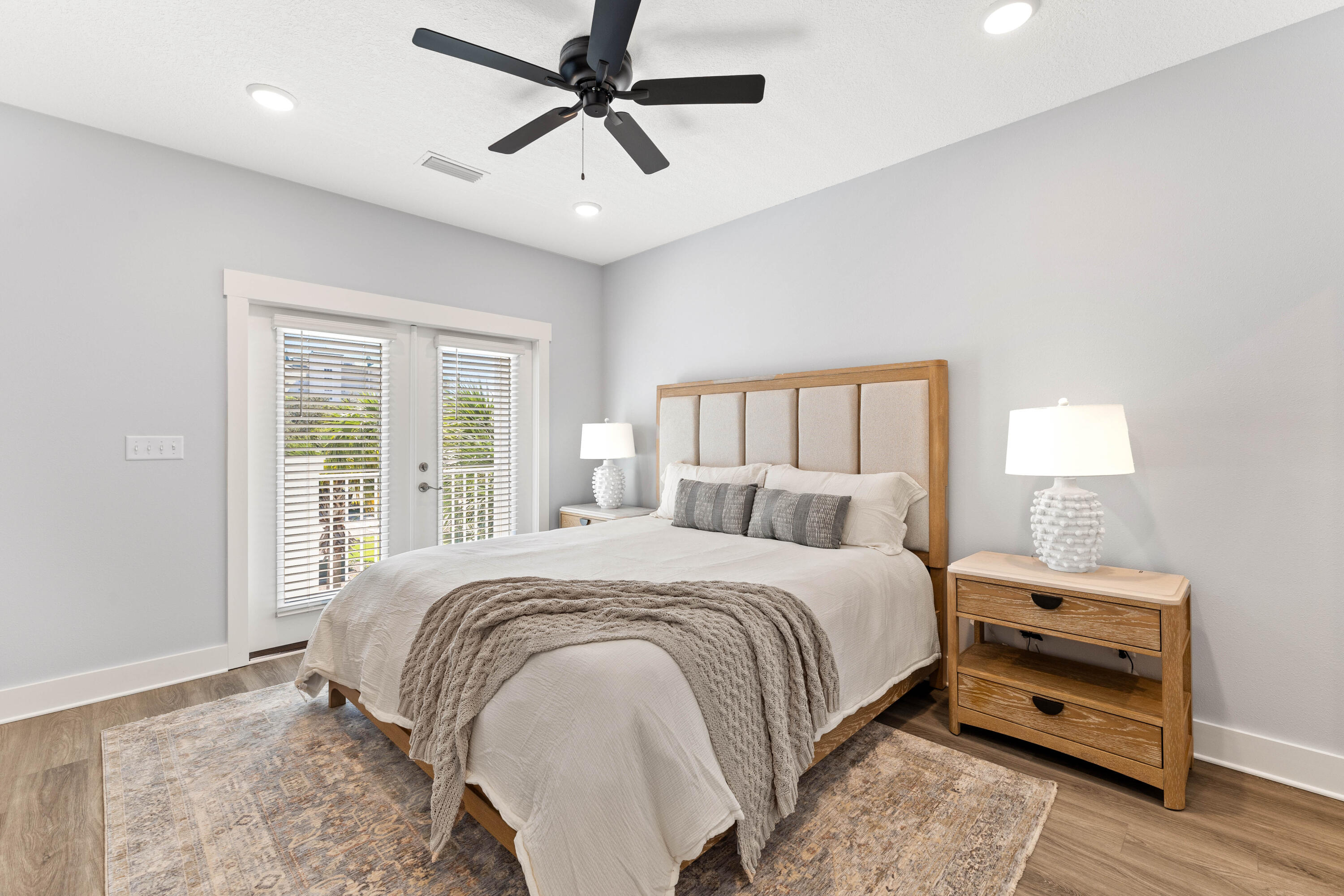 100 Beach Drive Unit 7