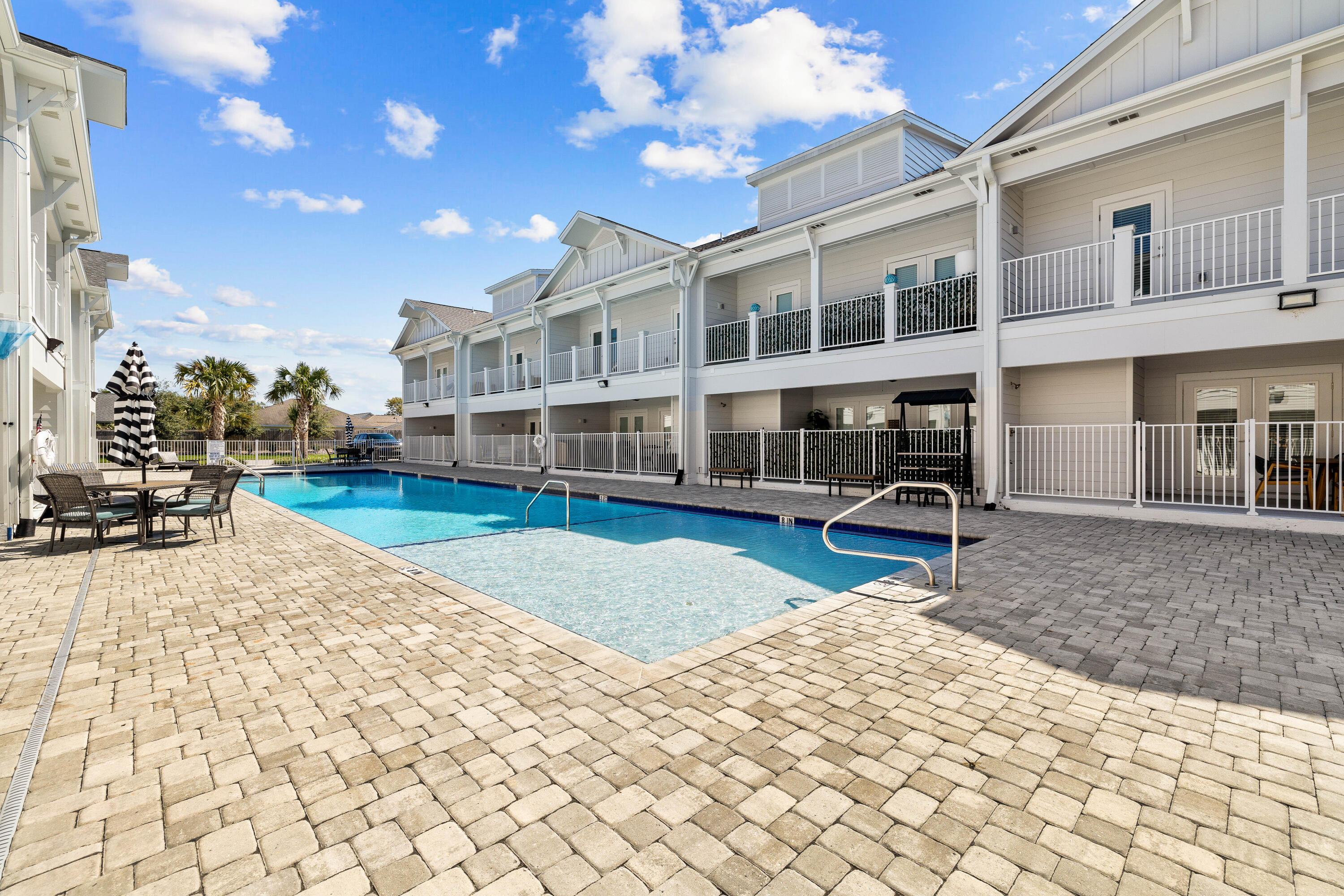 100 Beach Drive 2,3,4,7,8,9