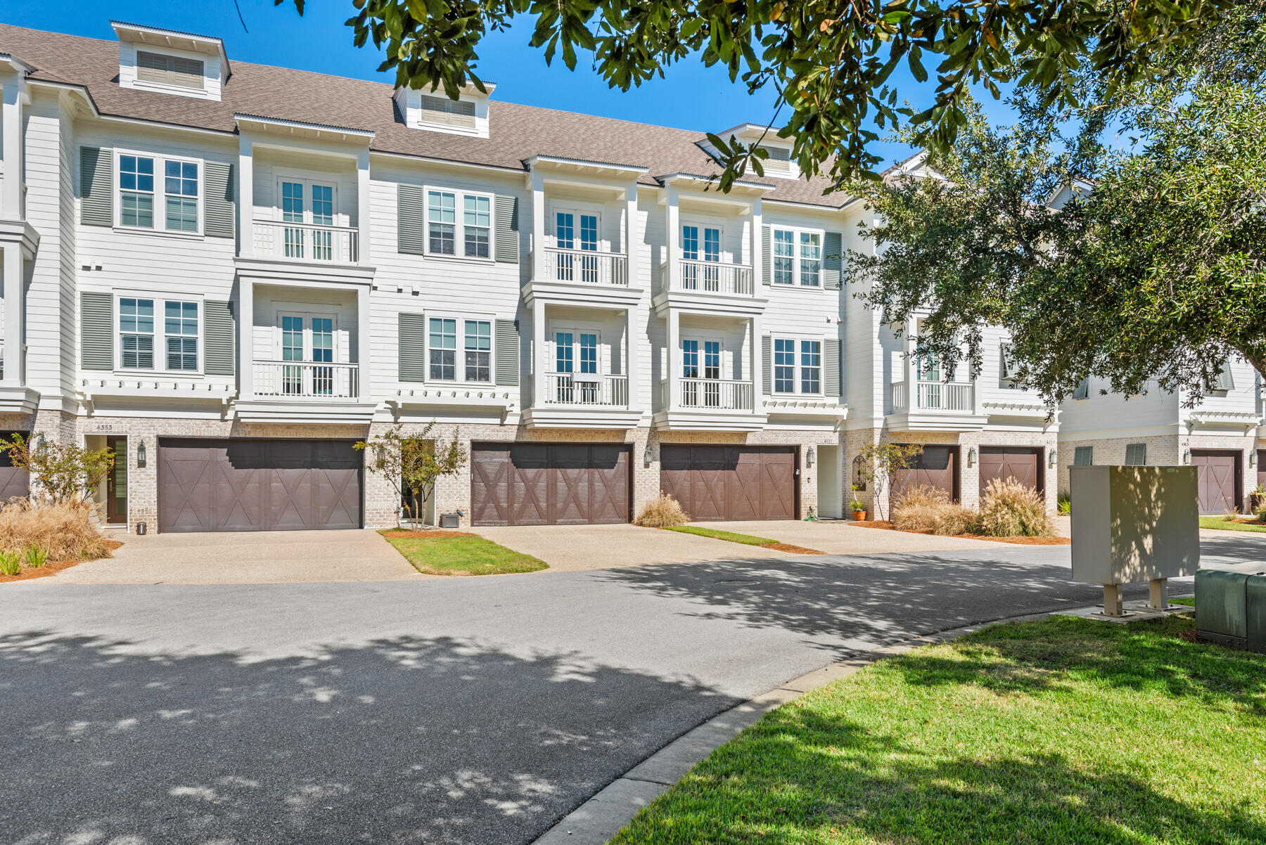 4355 Bahia Lane