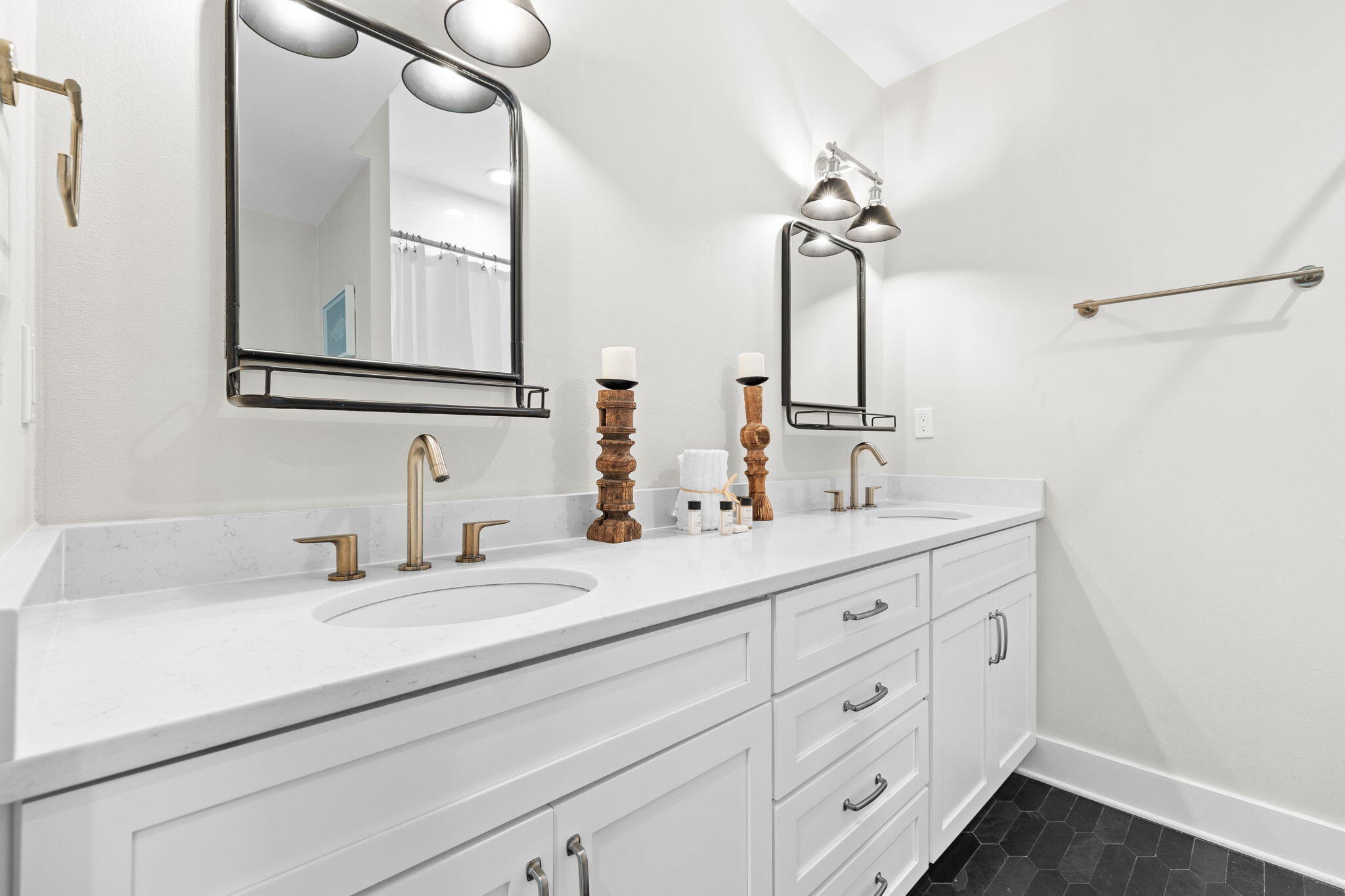 6312 W County Hwy 30A