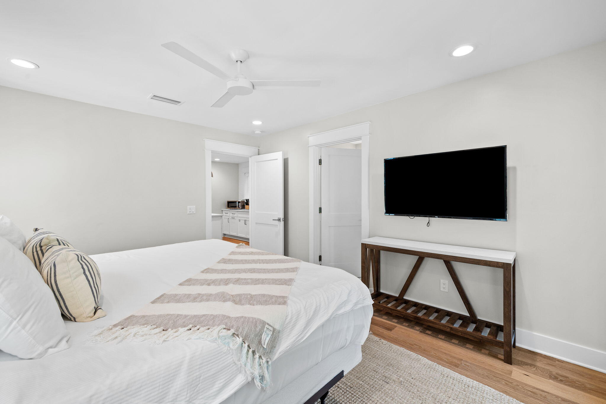 6312 W County Hwy 30A