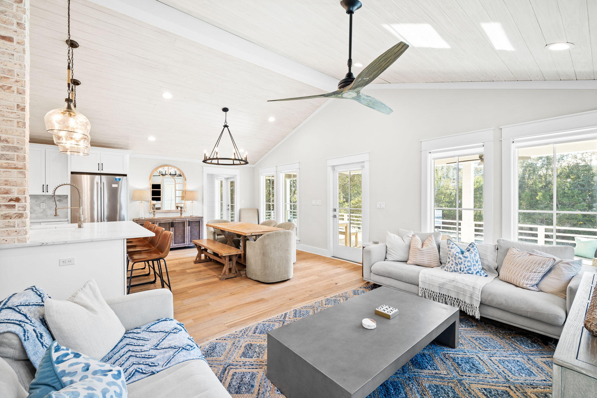 6312 W County Hwy 30A