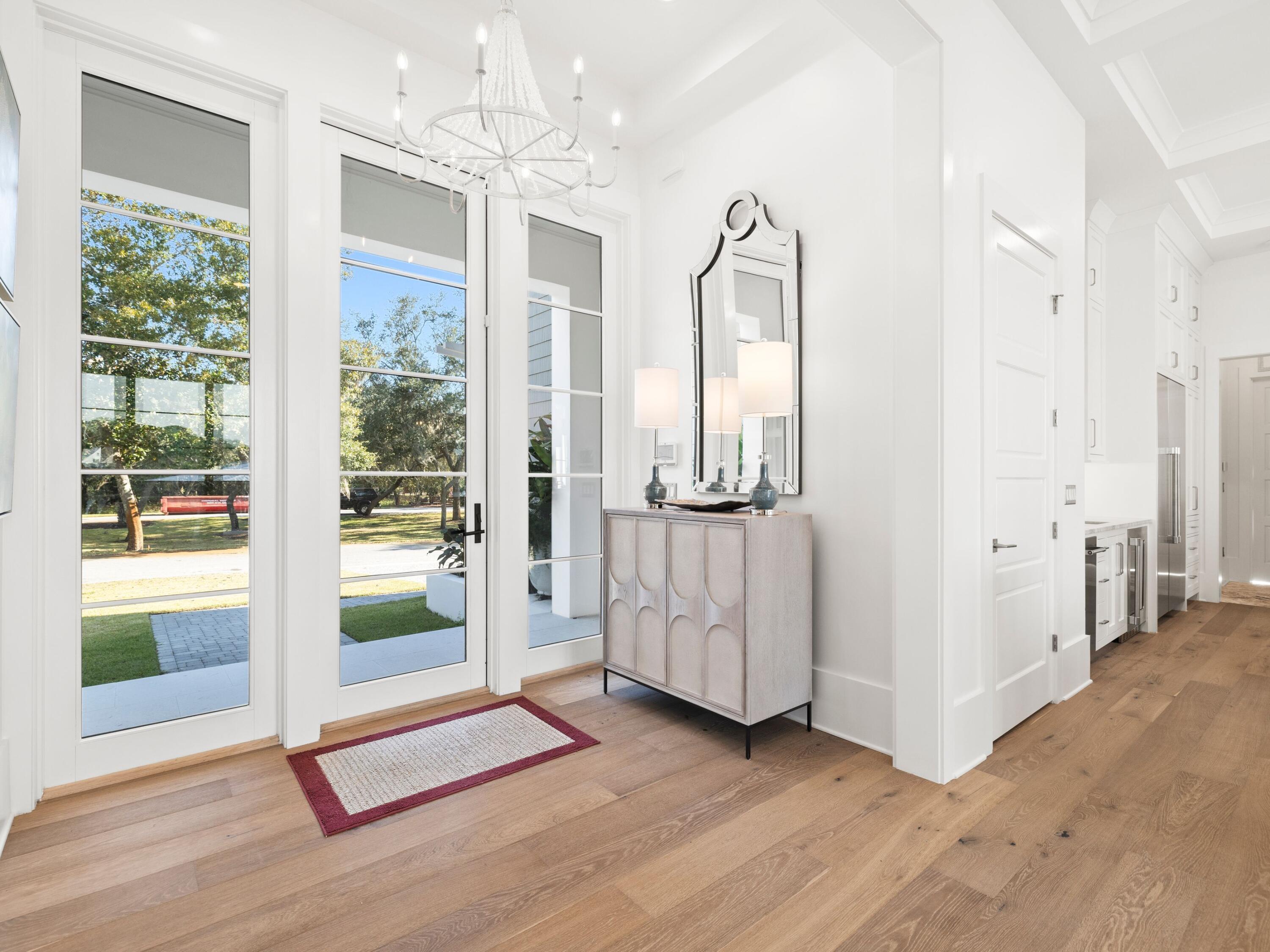 59 Arboleda Drive