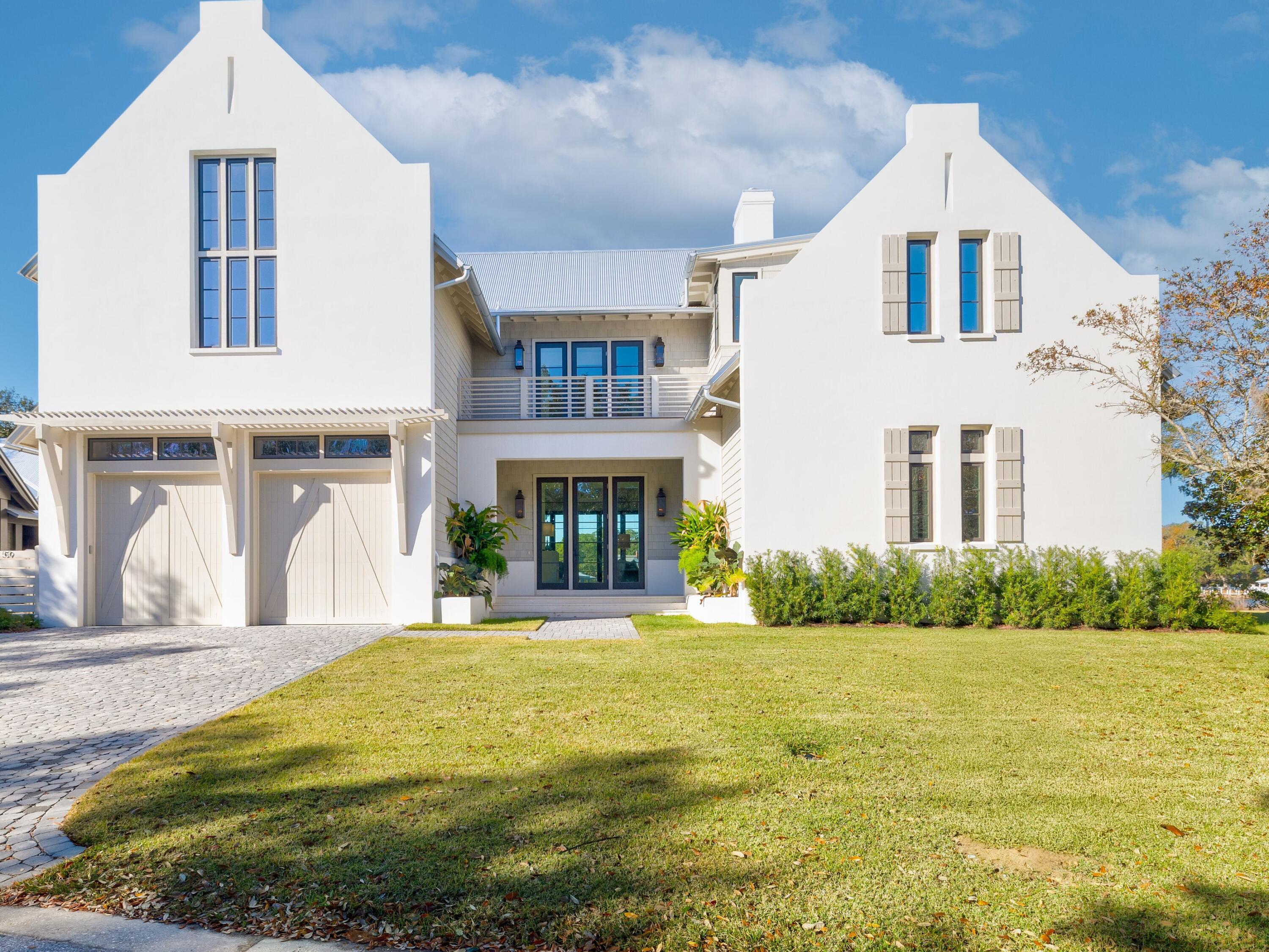 59 Arboleda Drive